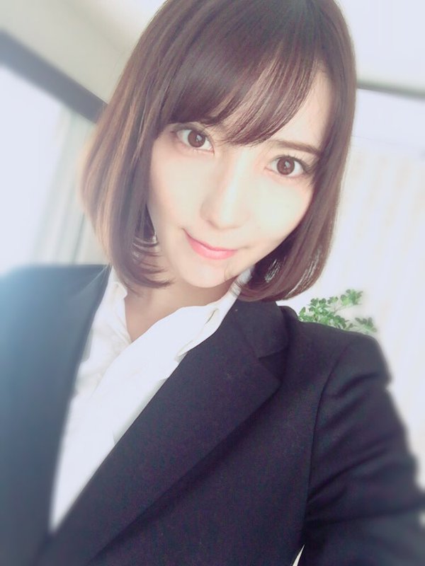 堀みづき 短发美人迷人生活照