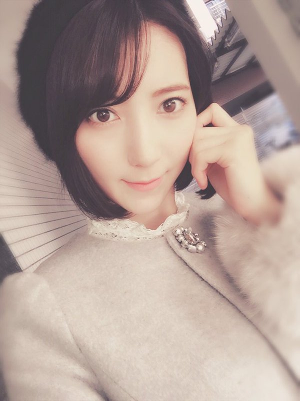 堀みづき 短发美人迷人生活照