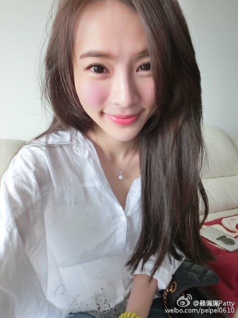 赖珮钰 美女赌神的FB私房照诱惑写真图合集