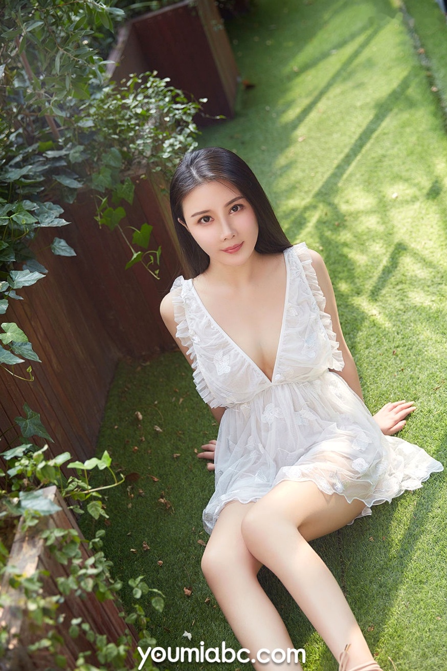 Gallery - YouMi尤蜜-2019.07.17-子怡-《少妇の花房》性感私房照, 内衣黑丝诱惑, 户外花园风情唯美写真尤蜜荟 - Chiness Model 性感诱惑私房照黑丝 子怡女神私房照_秀色女神 - image 13