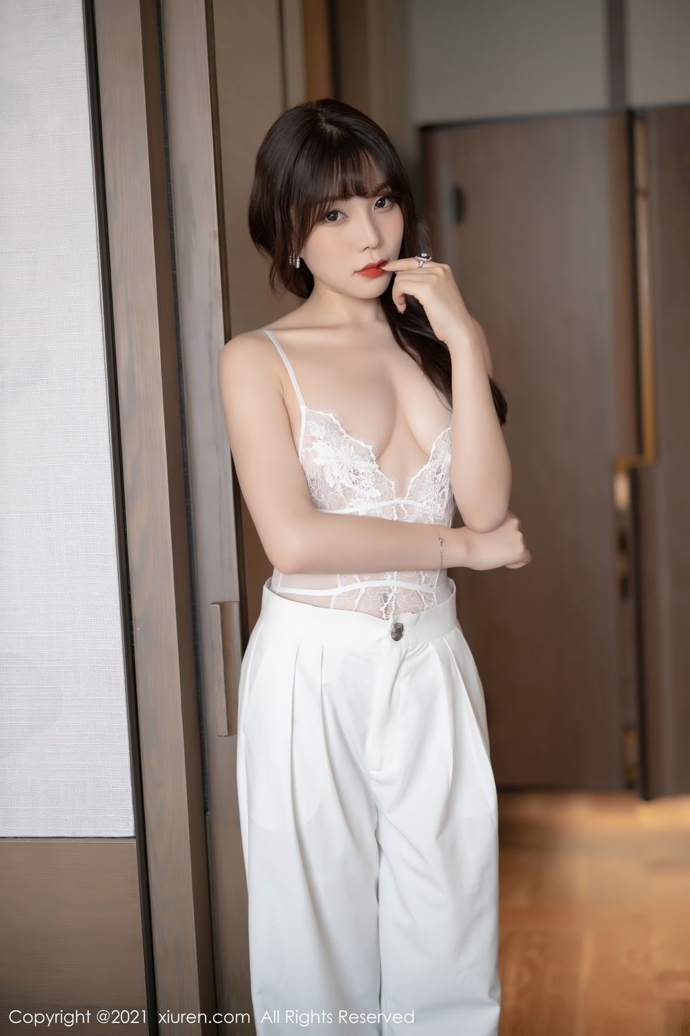 [XiuRen]高清写真图 2021.04.29 VOL.3367 芝芝Booty