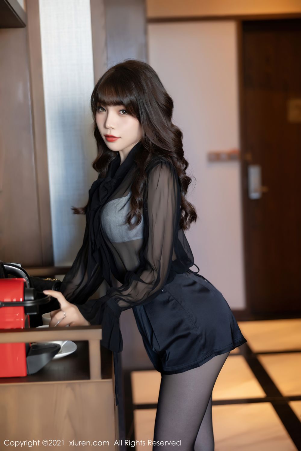 [XiuRen]高清写真图 2021.10.25 No.4114 芝芝Booty