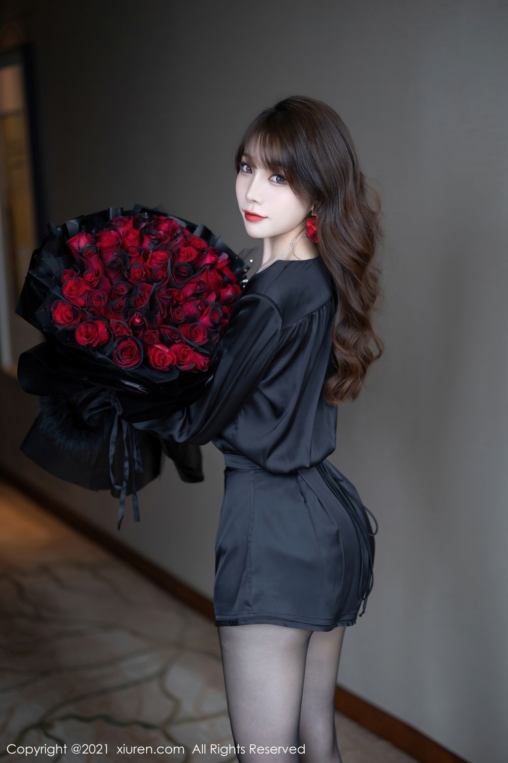 [XiuRen]高清写真图 2021.11.11 No.4205 芝芝Booty