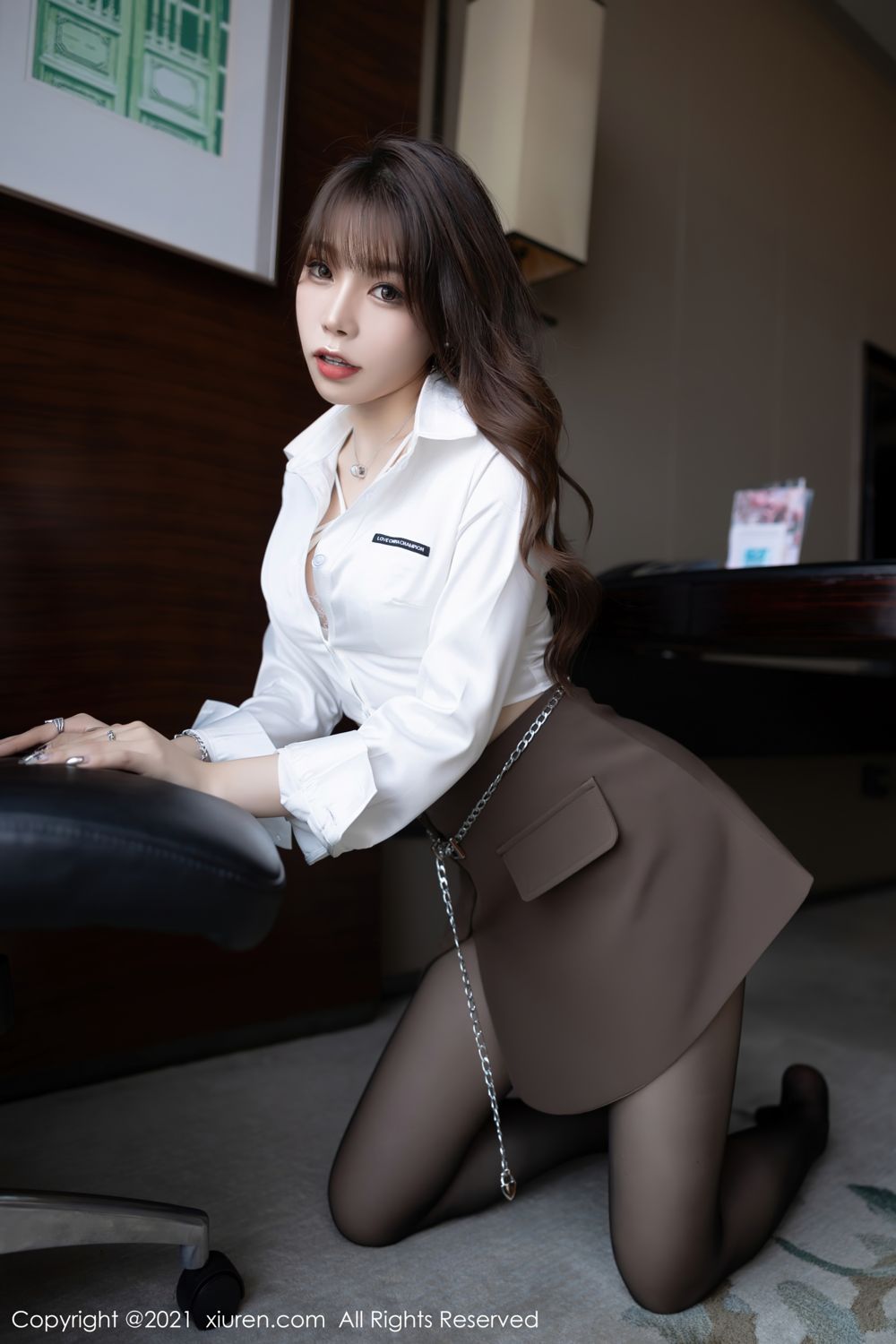 [XiuRen]高清写真图 2021.12.03 No.4299 芝芝Booty