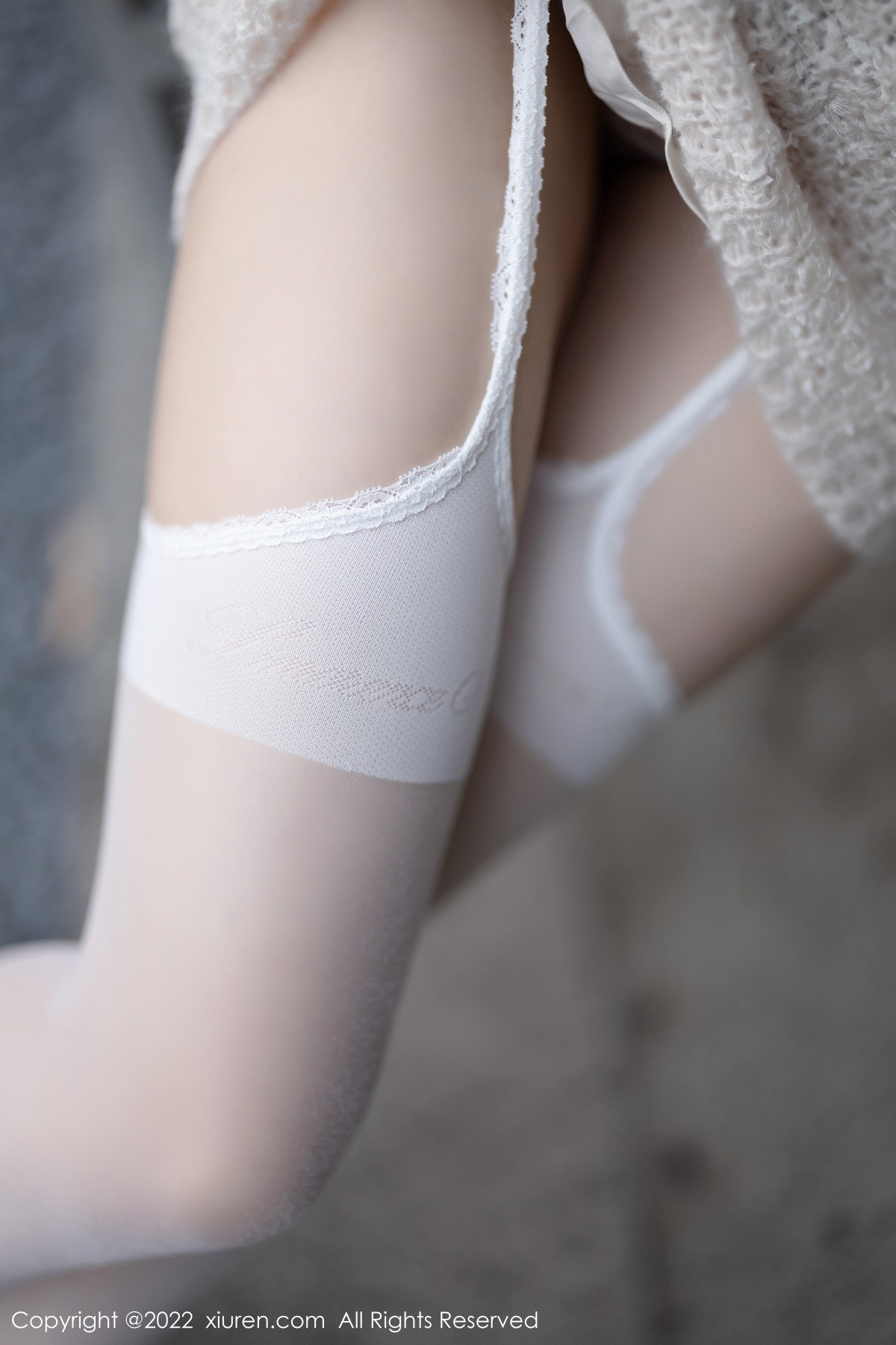 [XiuRen]高清写真图 2022.11.18 No.5880 徐莉芝Booty 丝袜美腿