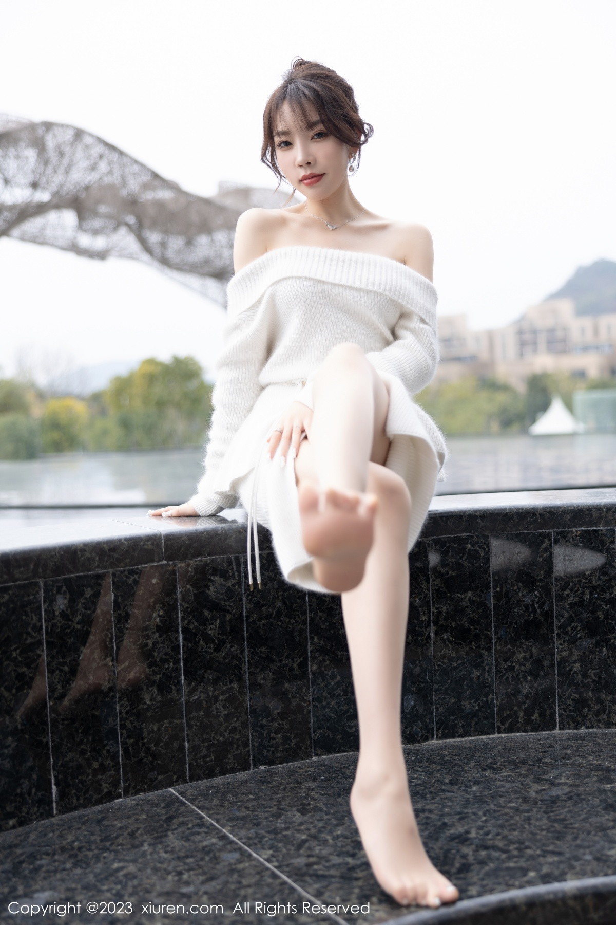 [XiuRen]高清写真图 2023.01.13 No.6132 徐莉芝Booty 温泉美腿