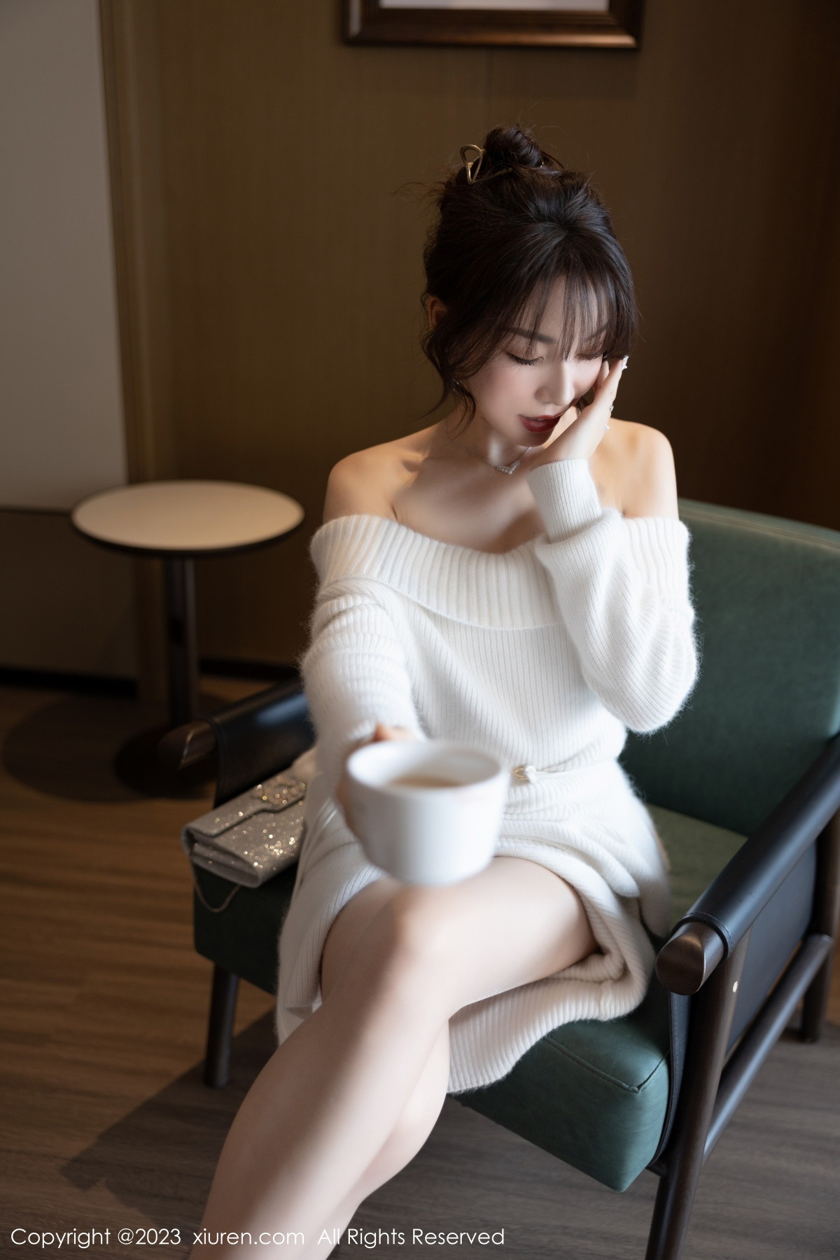 [XiuRen]高清写真图 2023.01.13 No.6132 徐莉芝Booty 温泉美腿