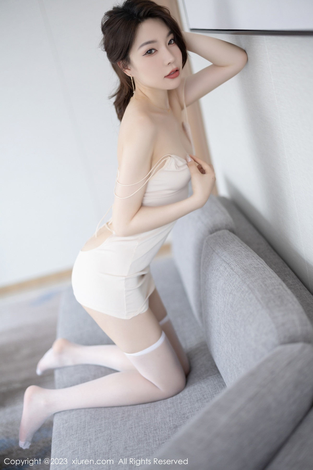[XiuRen]高清写真图 2023.02.13 No.6257 徐莉芝Booty 妩媚美腿
