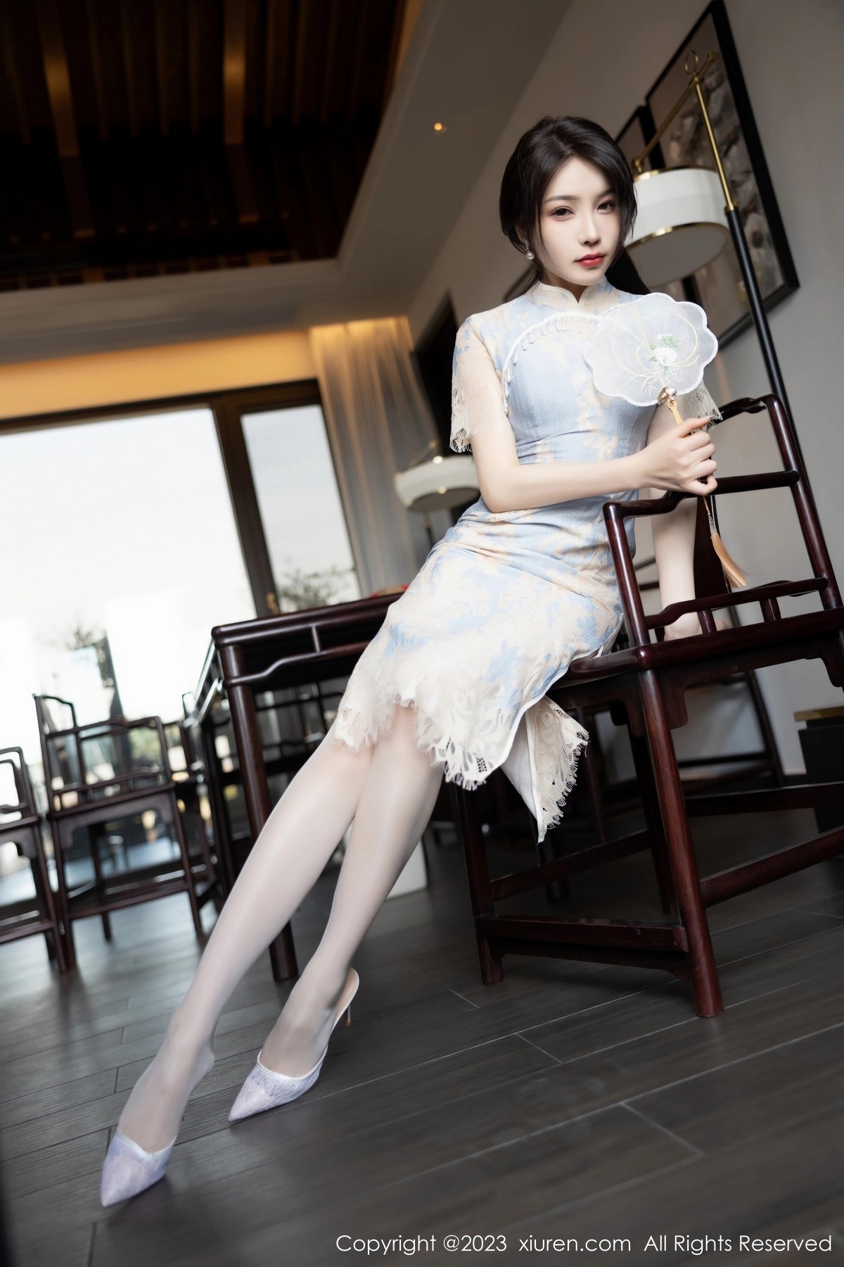 [XiuRen]高清写真图 2023.03.17 No.6434 徐莉芝Booty 旗袍美腿