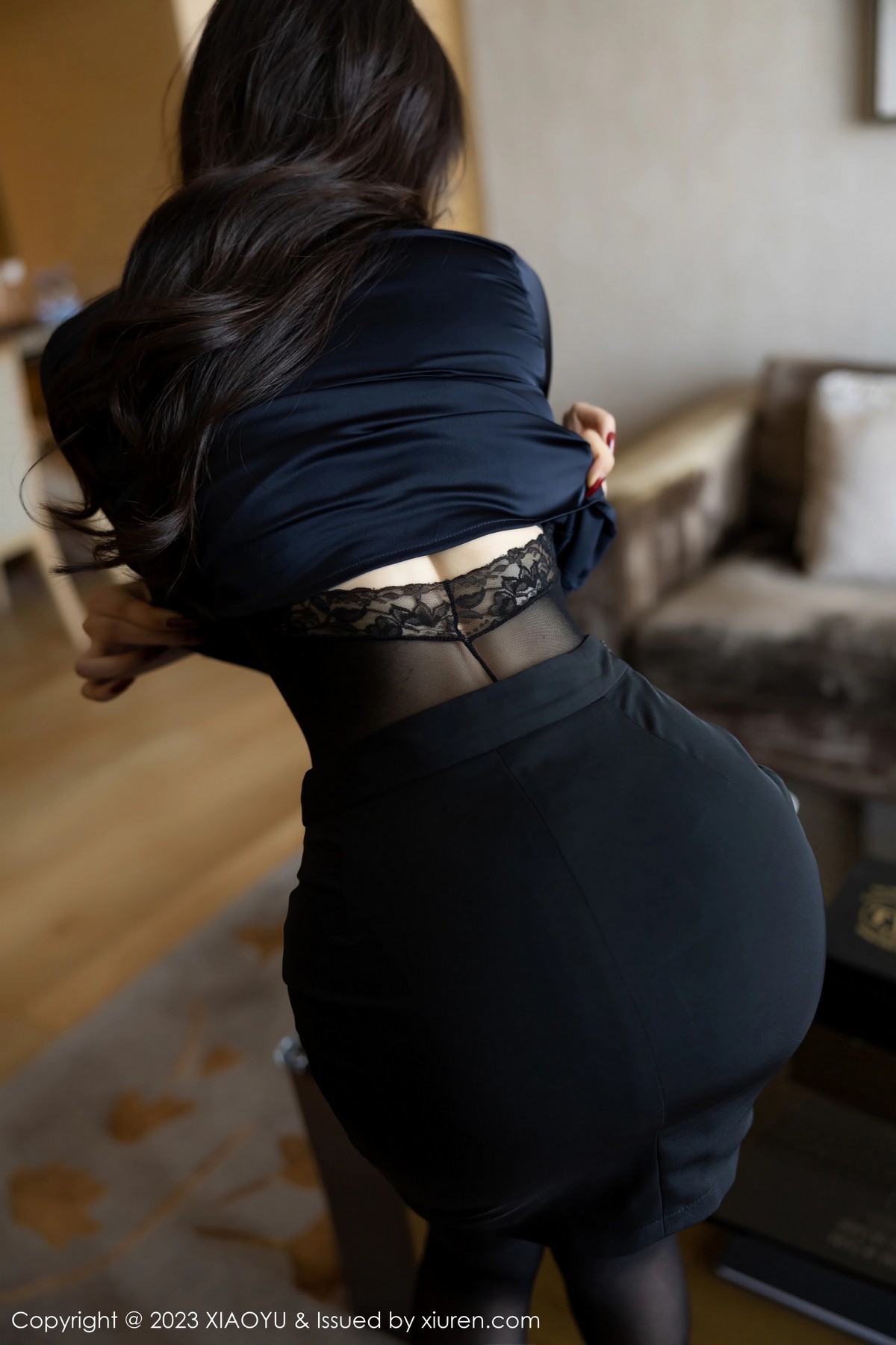[XIAOYU]高清写真图 2023.04.14 VOL.1007 徐莉芝Booty 黑丝美腿
