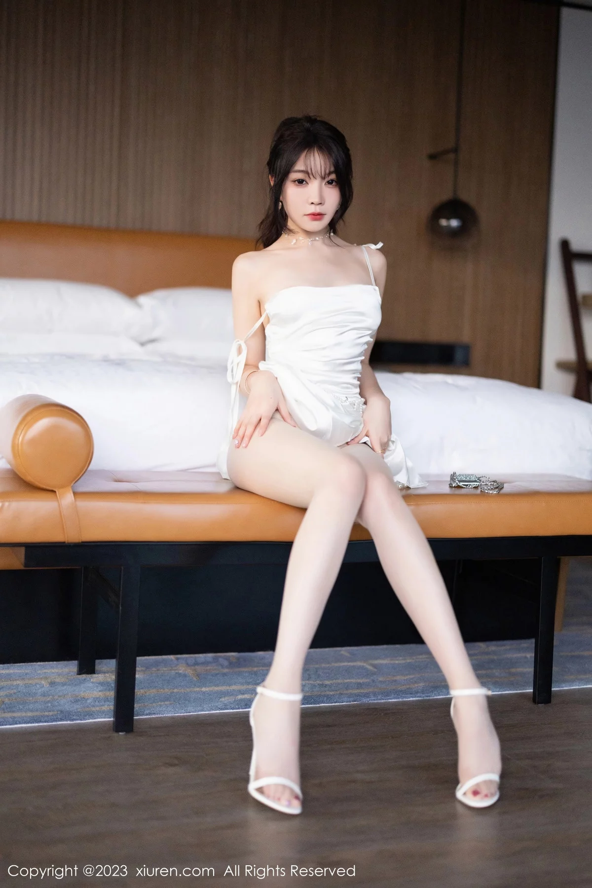 [XiuRen]高清写真图 2023.12.29 No.7889 徐莉芝Booty 丝袜美腿