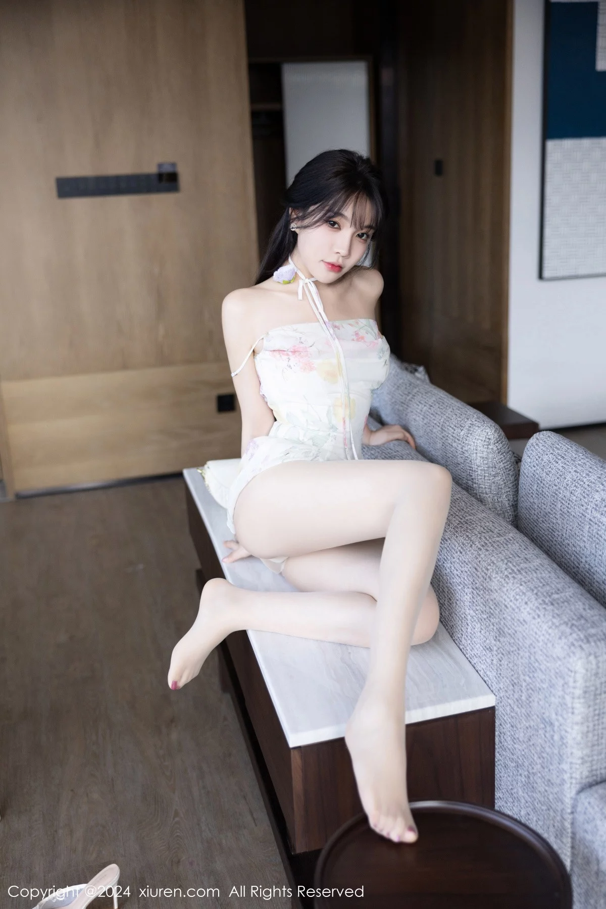 [XiuRen]高清写真图 2024.01.12 No.7959 徐莉芝Booty 清纯美腿
