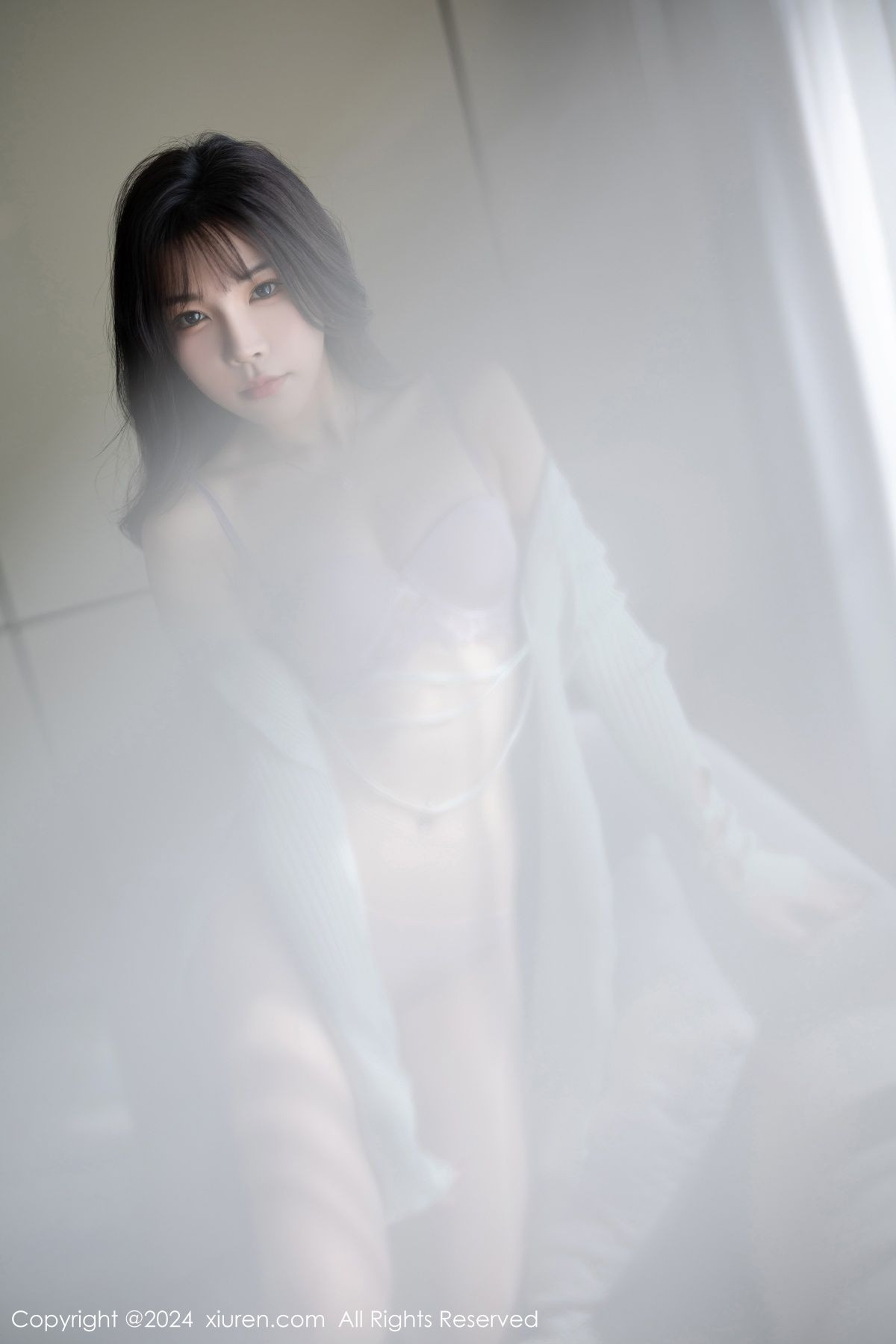 [XiuRen]高清写真图 2024.01.26 No.8028 徐莉芝Booty 丝袜美腿