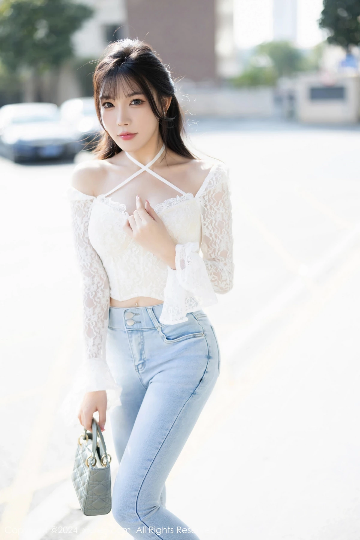 [XiuRen]高清写真图 2024.02.27 No.8147 徐莉芝Booty 美腿黑丝