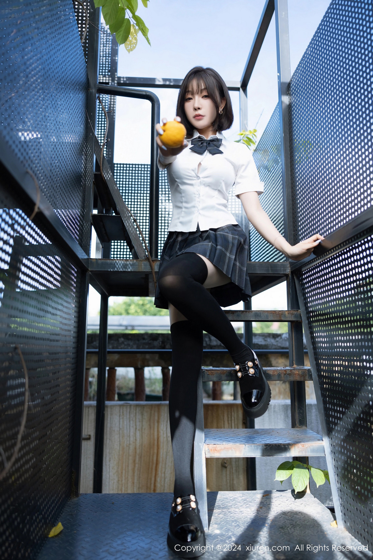 [XiuRen]高清写真图 2024.07.01 No.8785 徐莉芝Booty