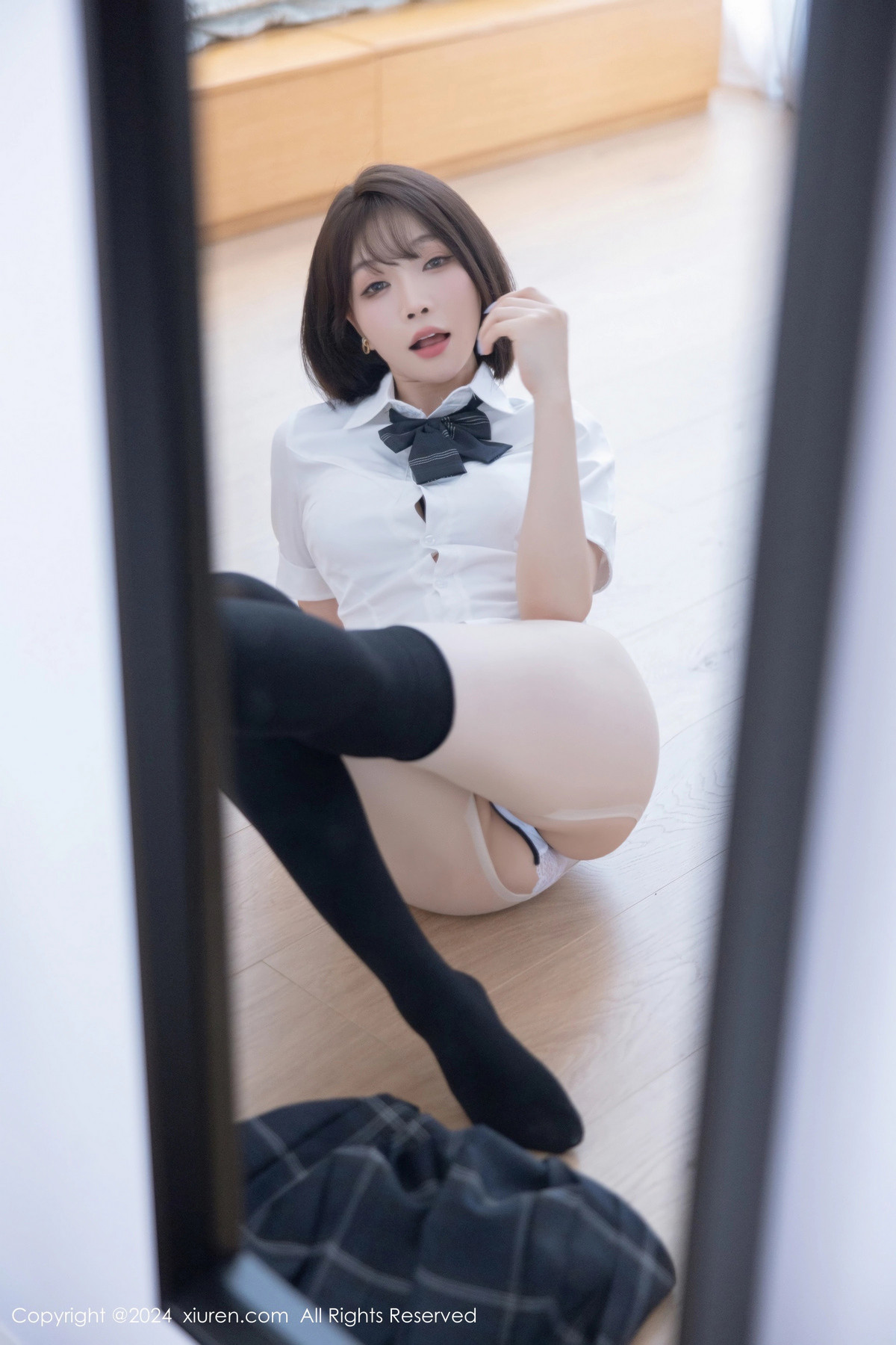 [XiuRen]高清写真图 2024.07.01 No.8785 徐莉芝Booty