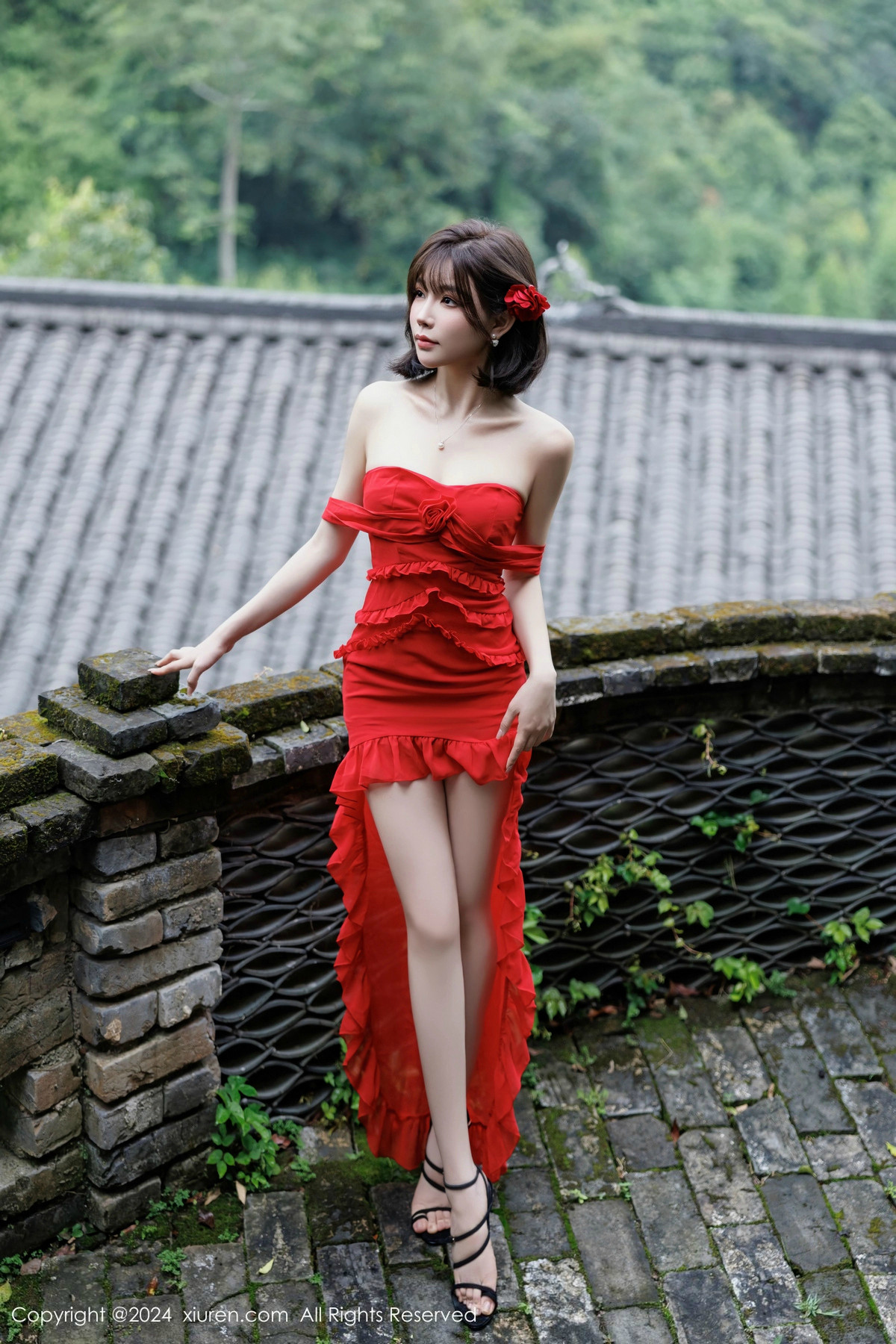 [XiuRen]高清写真图 2024.11.14 No.9449 徐莉芝Booty 黑丝美腿