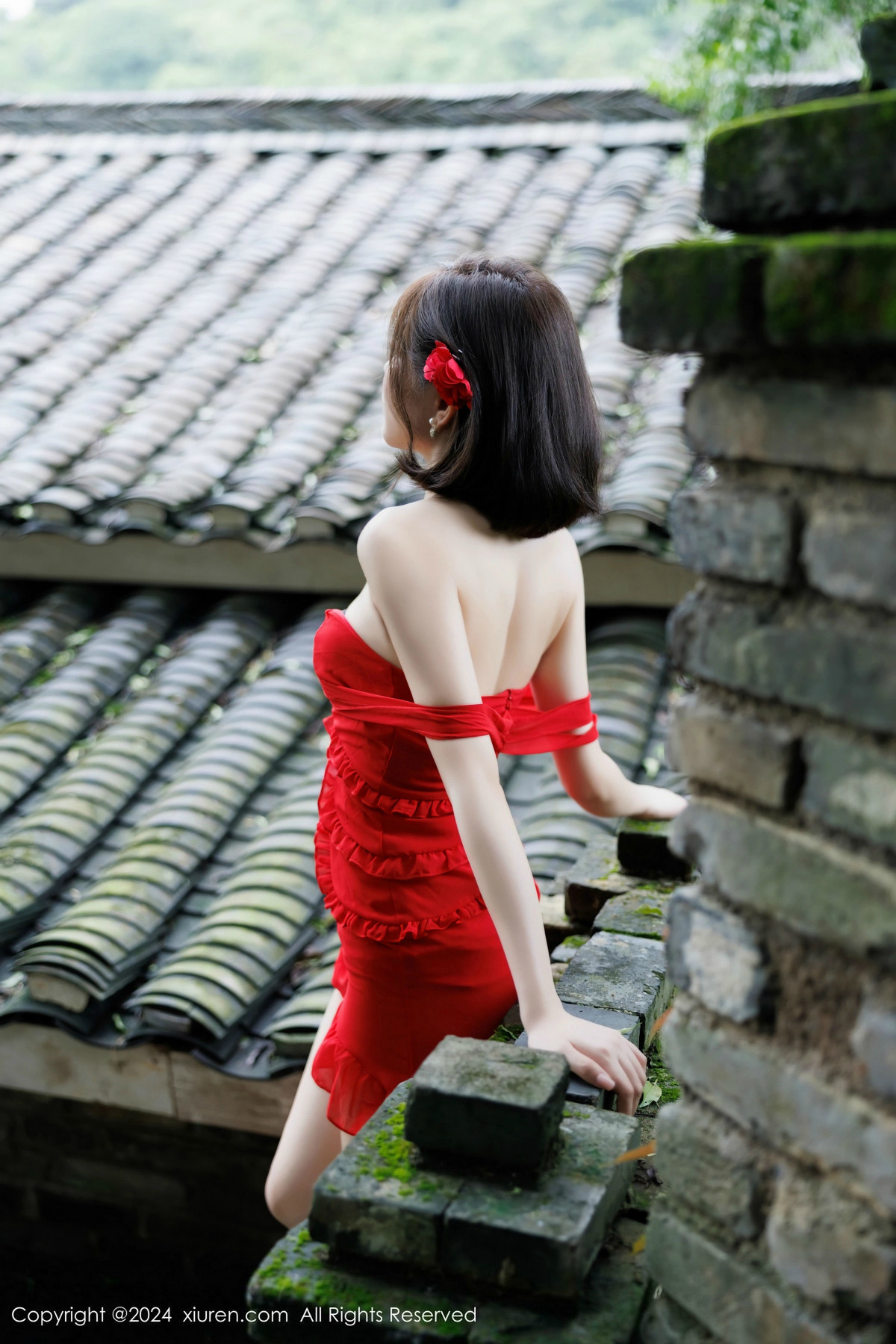 [XiuRen]高清写真图 2024.11.14 No.9449 徐莉芝Booty 黑丝美腿