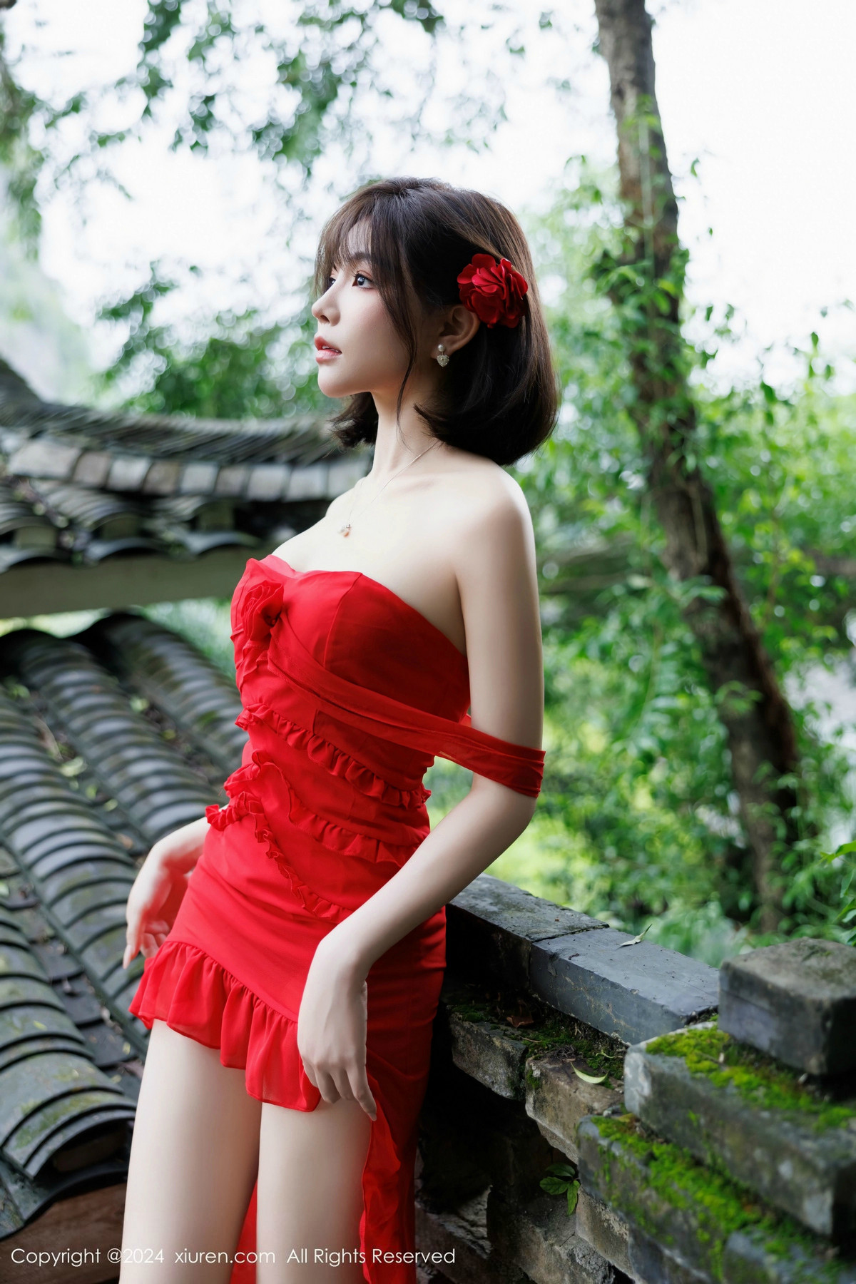 [XiuRen]高清写真图 2024.11.14 No.9449 徐莉芝Booty 黑丝美腿