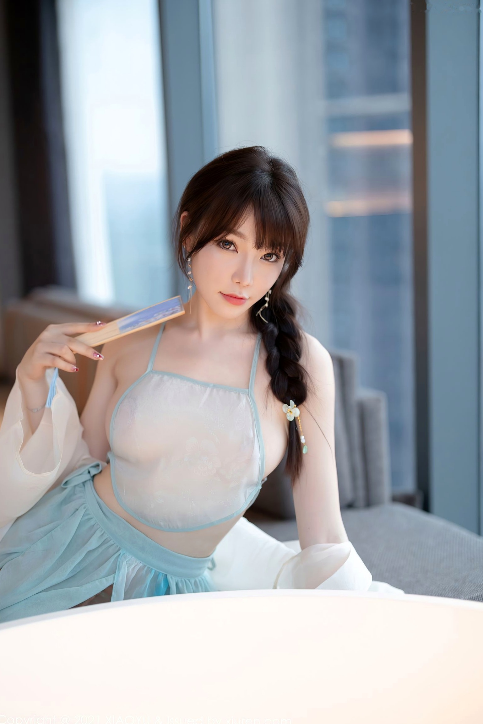 Gallery - XiaoYu语画界 - Painting World 679期：芝芝Booty古典闺房写真，古韵薄纱缠身，书法折扇下的绝美意境，皮肤白皙通透的极致视觉享受，无圣光大尺度唯美呈现语画界 - Painting World 尤物气质私房照性感白嫩 陈芝女神私房照_秀色女神 - image 27