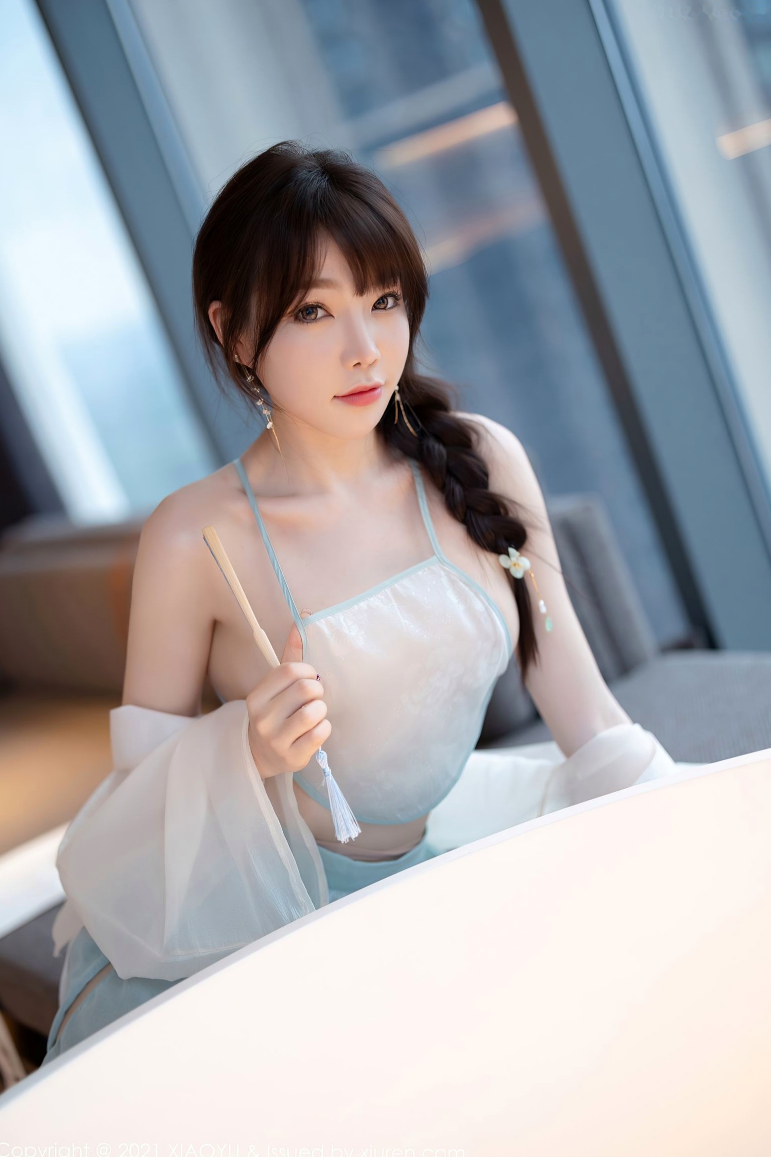 Gallery - XiaoYu语画界 - Painting World 679期：芝芝Booty古典闺房写真，古韵薄纱缠身，书法折扇下的绝美意境，皮肤白皙通透的极致视觉享受，无圣光大尺度唯美呈现语画界 - Painting World 尤物气质私房照性感白嫩 陈芝女神私房照_秀色女神 - image 28