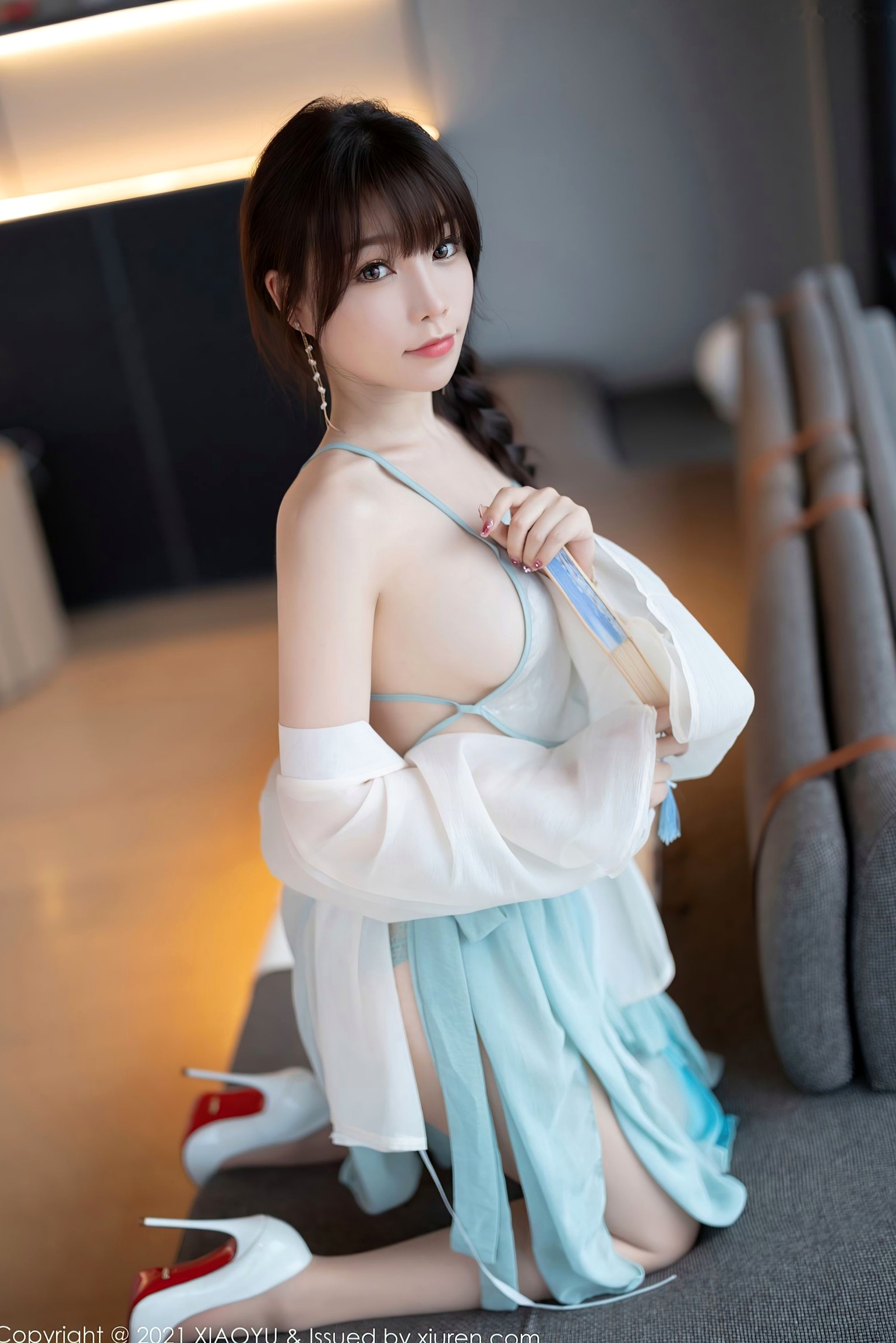 Gallery - XiaoYu语画界 - Painting World 679期：芝芝Booty古典闺房写真，古韵薄纱缠身，书法折扇下的绝美意境，皮肤白皙通透的极致视觉享受，无圣光大尺度唯美呈现语画界 - Painting World 尤物气质私房照性感白嫩 陈芝女神私房照_秀色女神 - image 38