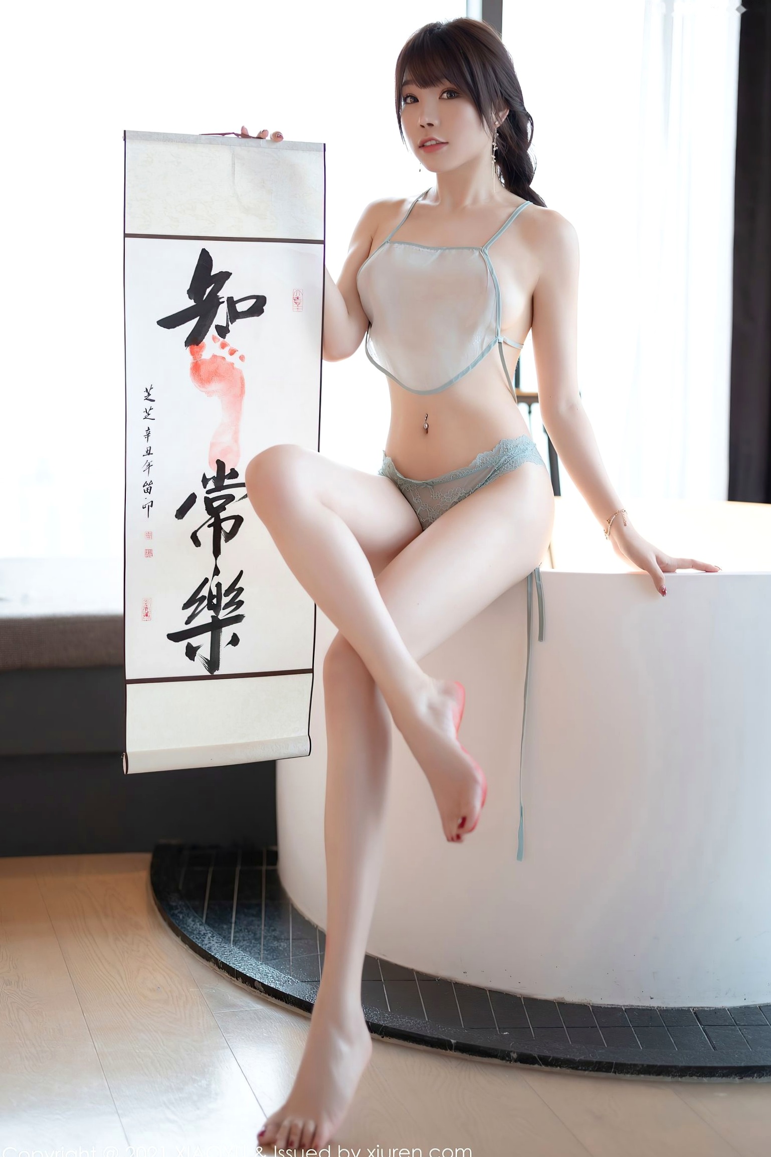 Gallery - XiaoYu语画界 - Painting World 679期：芝芝Booty古典闺房写真，古韵薄纱缠身，书法折扇下的绝美意境，皮肤白皙通透的极致视觉享受，无圣光大尺度唯美呈现语画界 - Painting World 尤物气质私房照性感白嫩 陈芝女神私房照_秀色女神 - image 81
