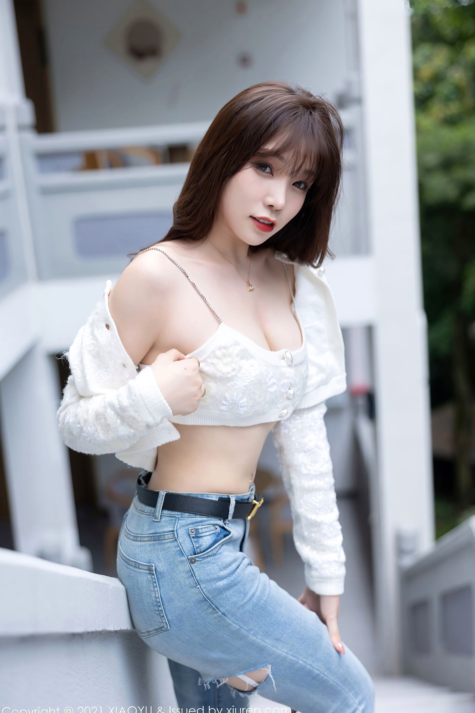 Gallery - XiaoYu语画界 - Painting World 627-芝芝Booty私房写真：牛仔裤与情趣内衣的碰撞，白丝长腿诱惑尽显极致大尺度语画界 - Painting World 私房照丝袜内衣性感诱惑 陈芝女神私房照_秀色女神 - image 9