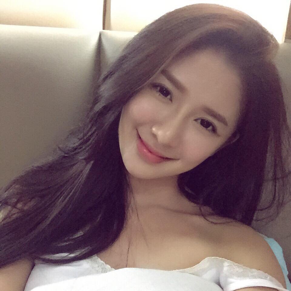 悠悠(Joeychua) 大马正妹化妆师有颜值也有胸～
