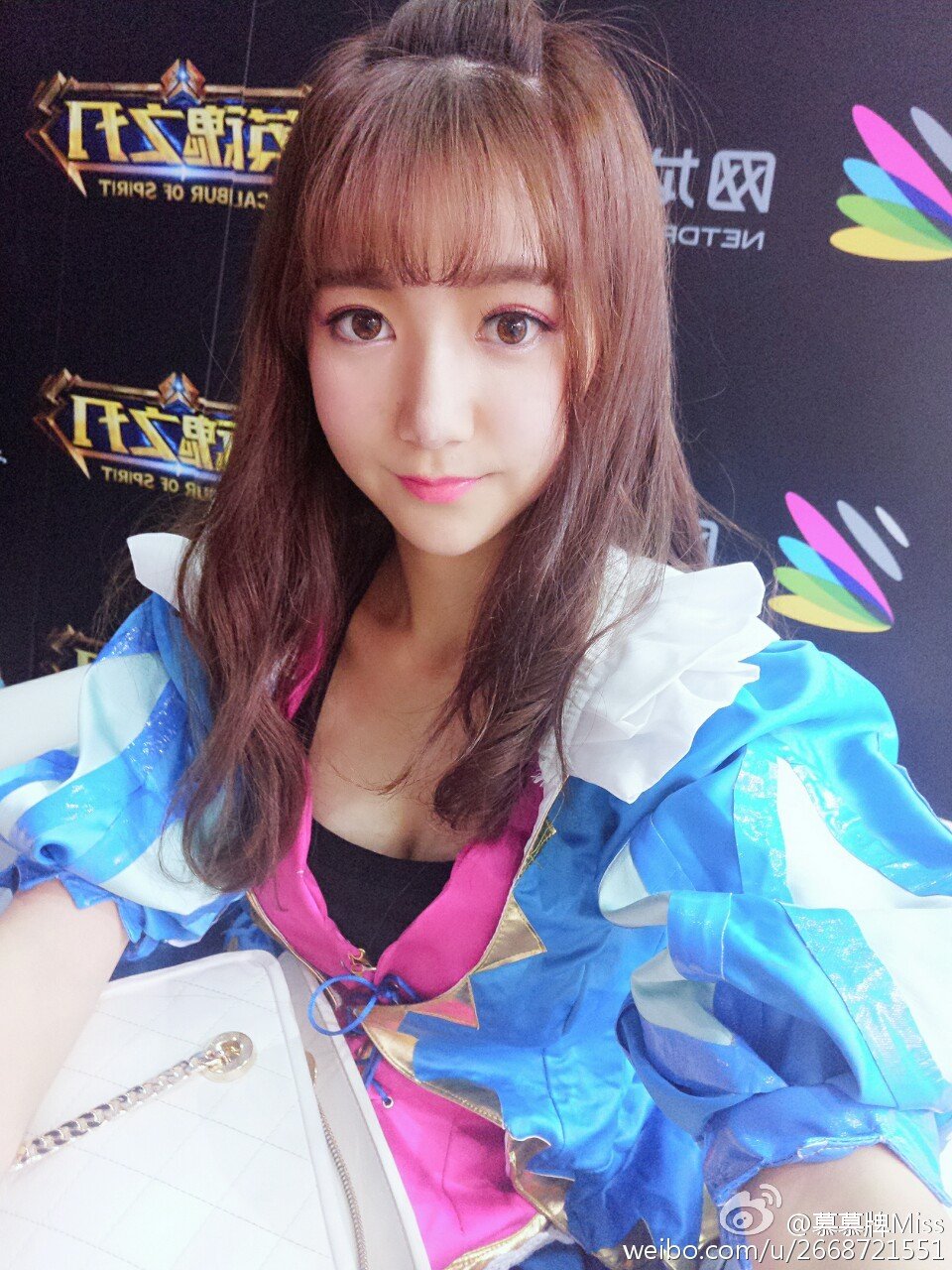 盛宁宁 ChinaJoy 2016 网龙展台SG