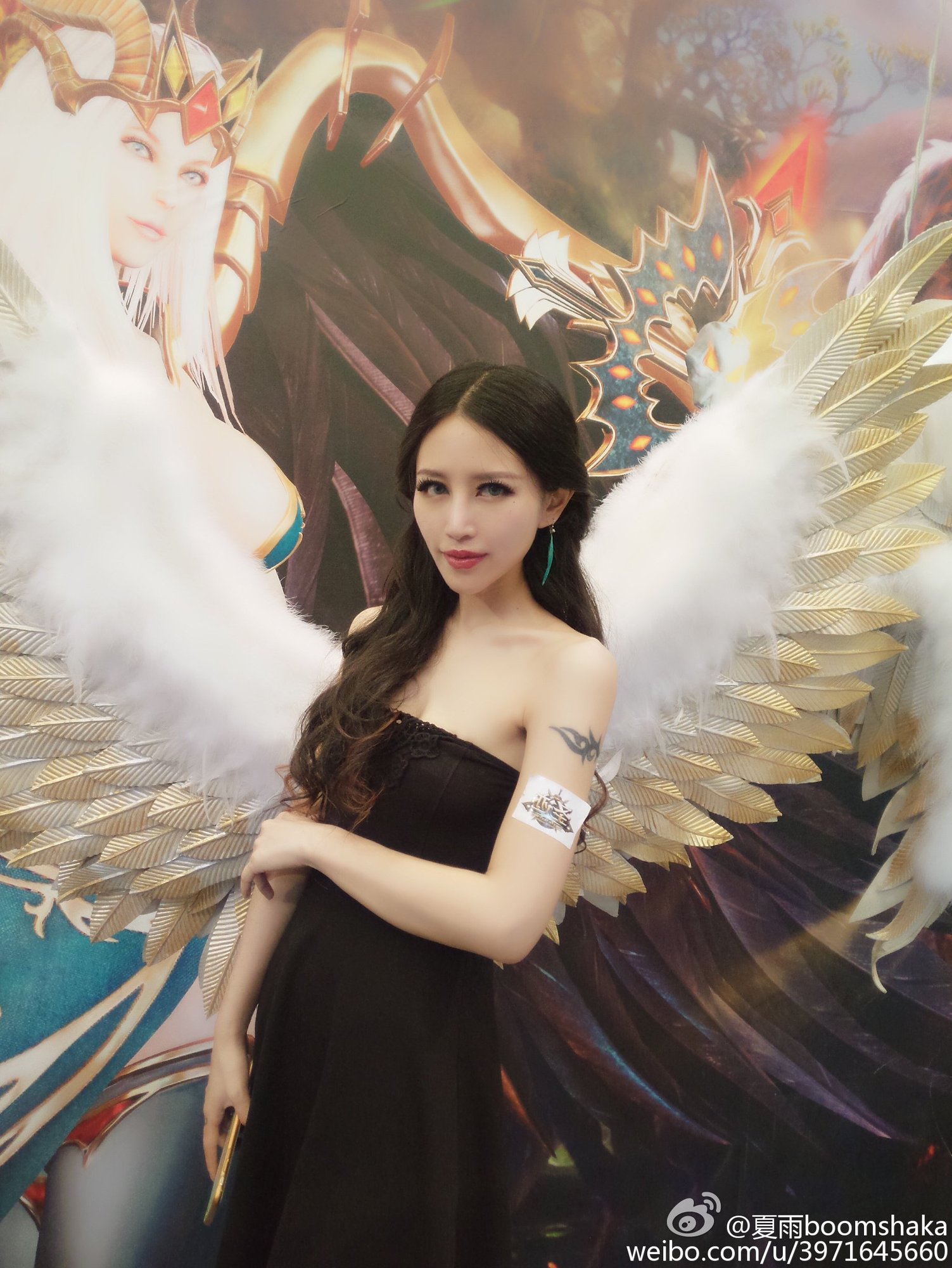 夏冠昀 来自台湾的美人showgirl