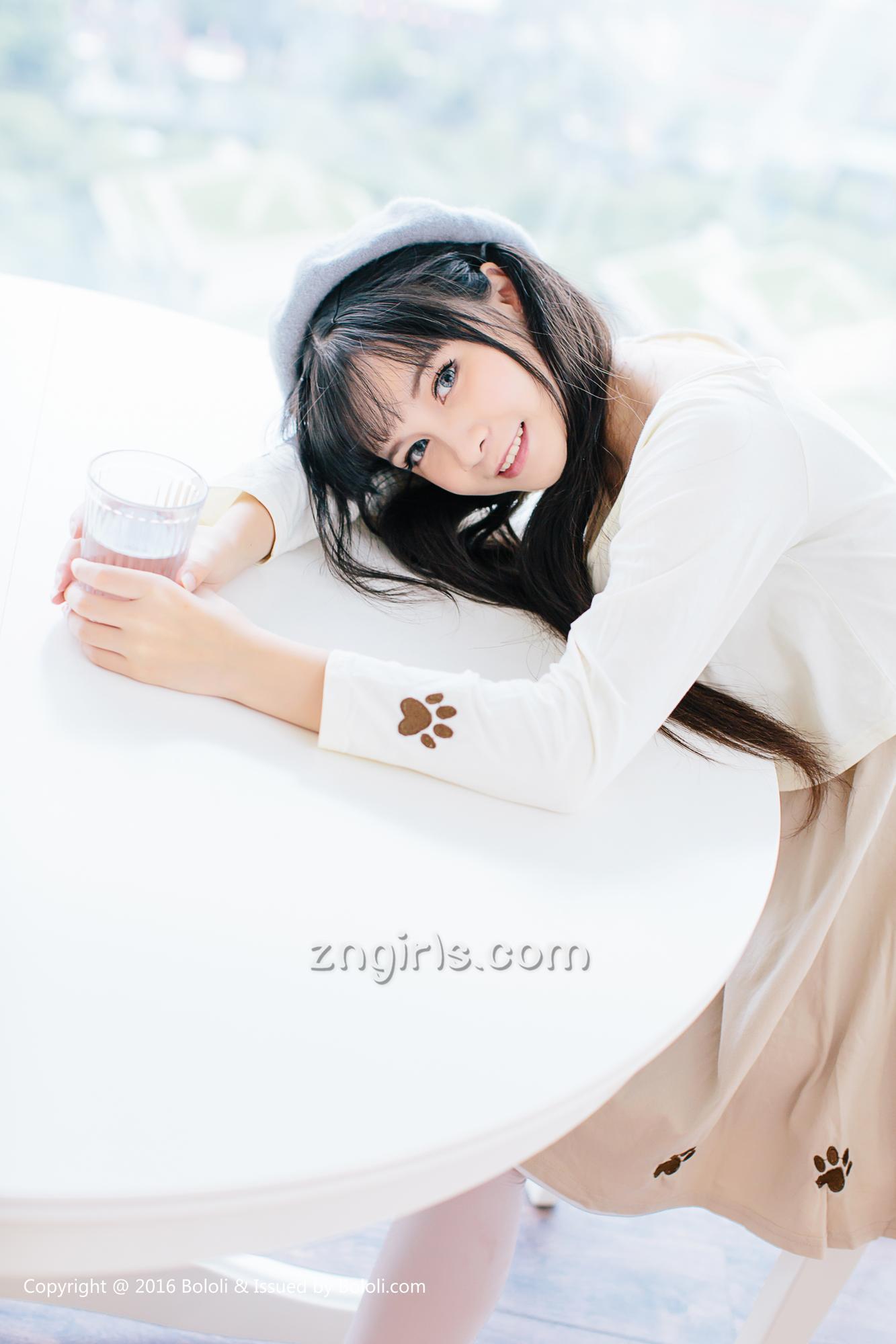 刘丽娜  [Kimoe激萌文化]高清写真图KIM.005 鱼丸小lo装