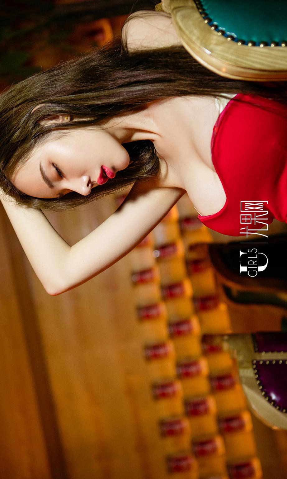 萌琪琪- [尤果圈爱尤物] VOL.619 窗花