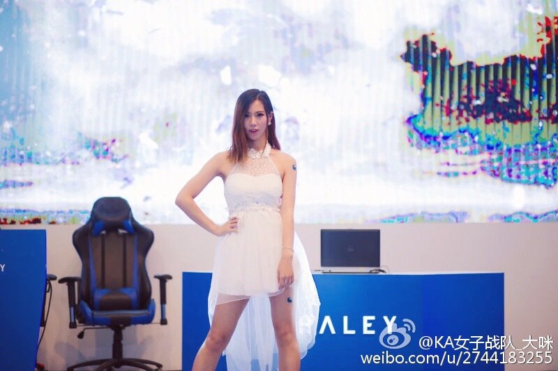 大咪 2016ChinaJoy微鲸展台SG