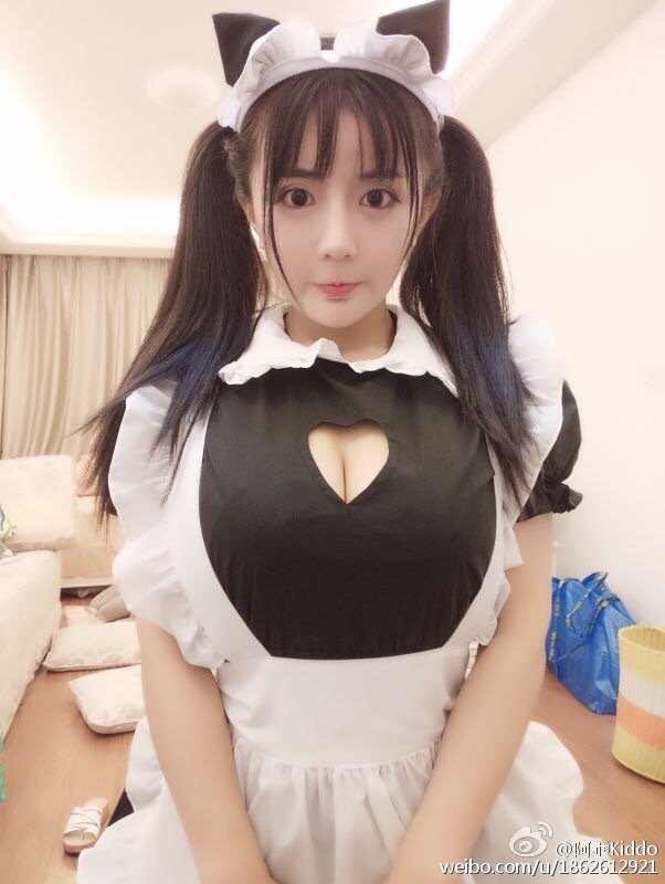 阿乖Kiddo 微博私房写真图