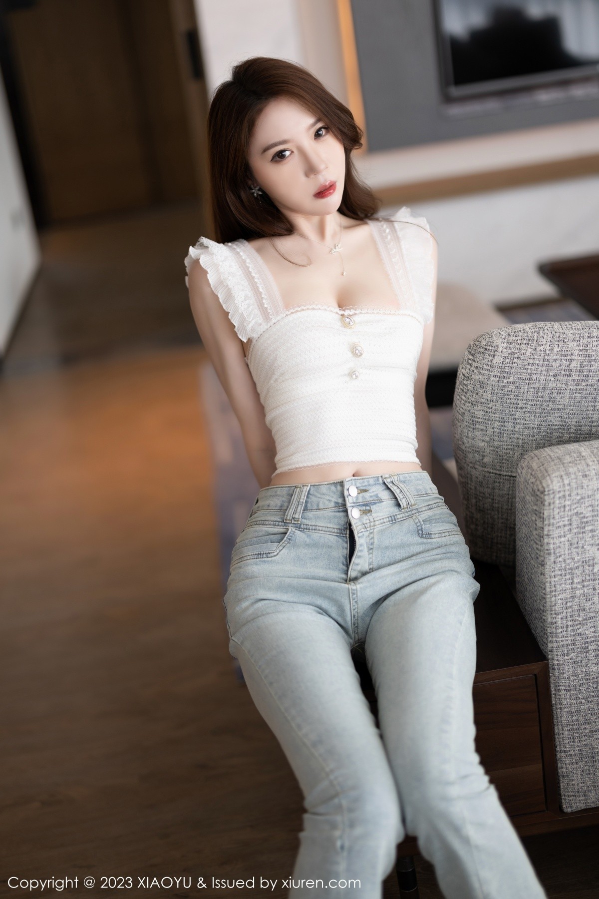 [XIAOYU]高清写真图 2023.05.31 VOL.1039 梦心玥 牛仔裤美腿