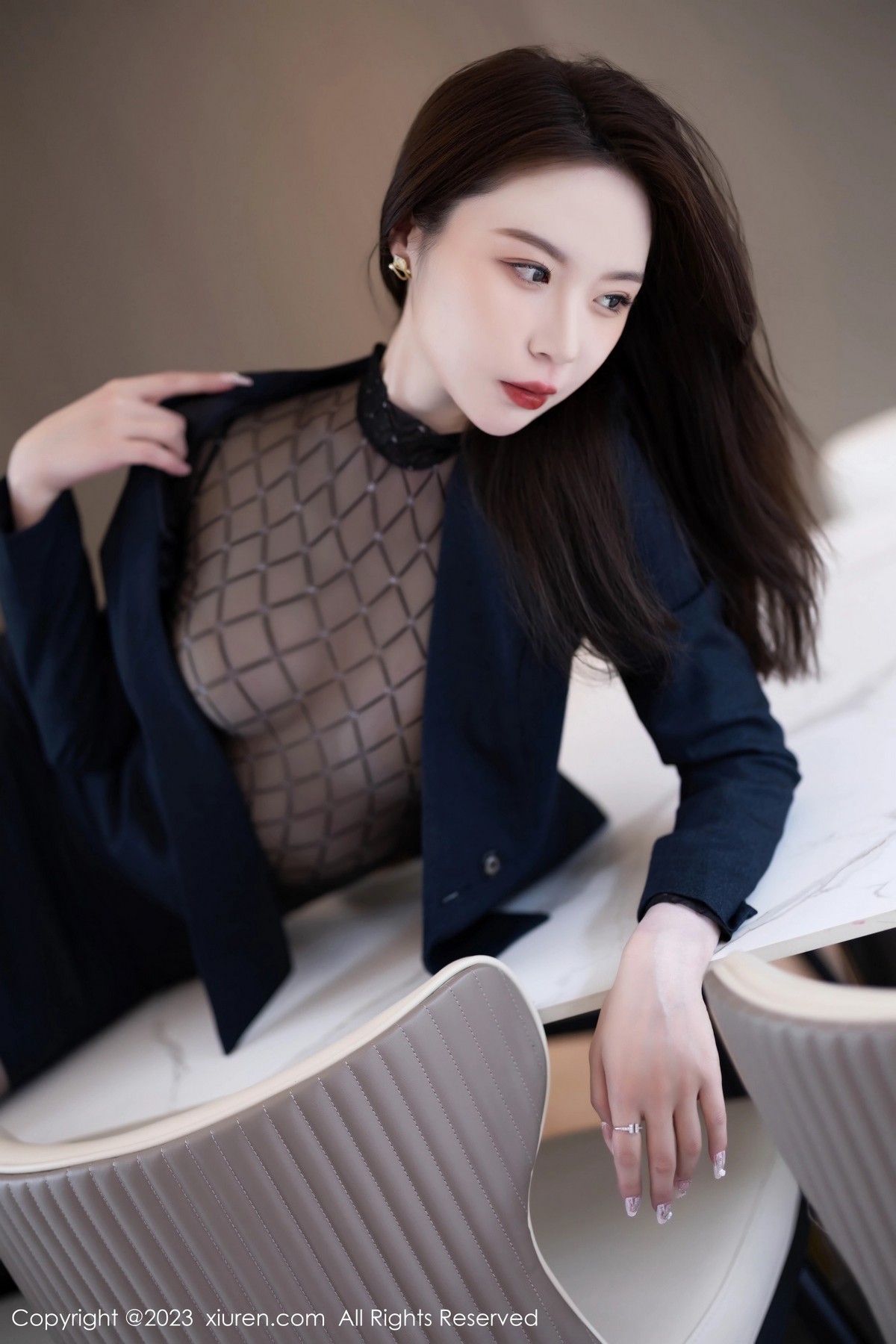 [XiuRen]高清写真图 2023.06.14 No.6914 梦心玥 黑丝美腿
