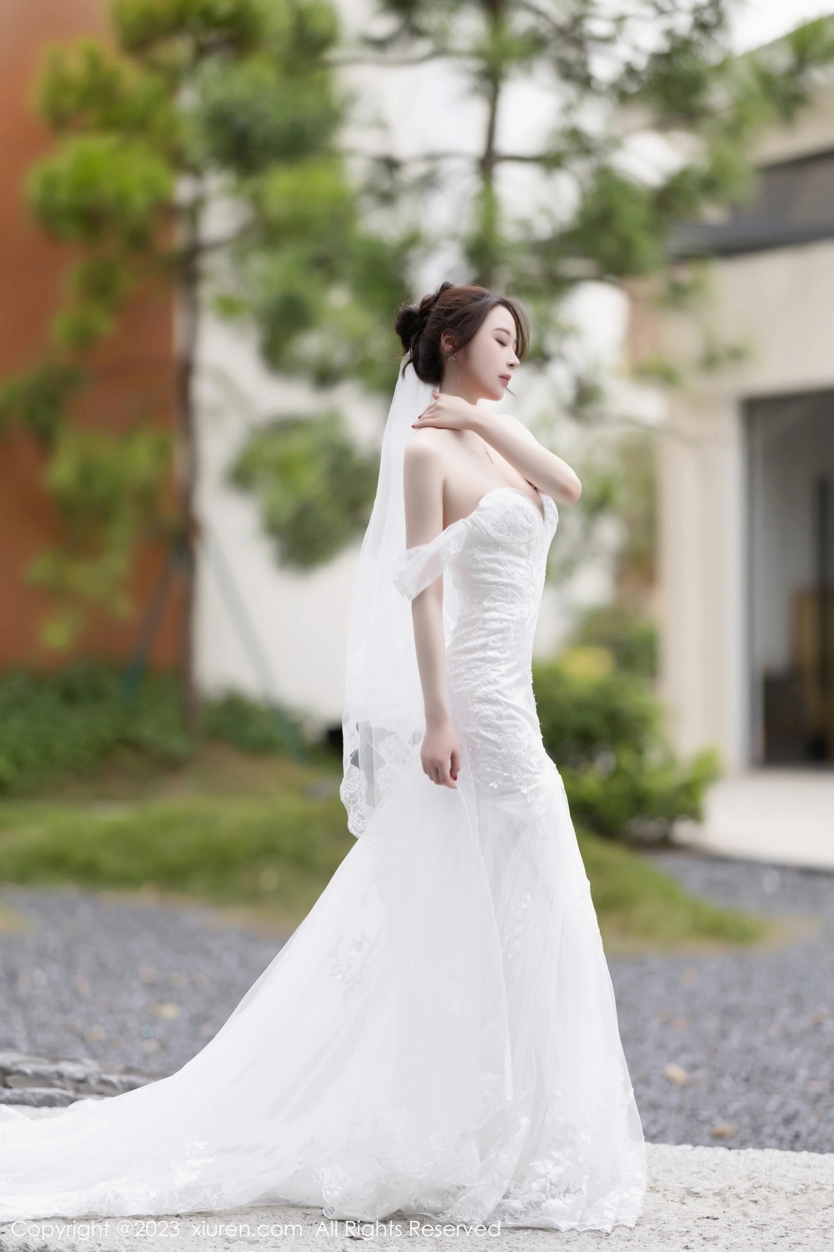 [XiuRen]高清写真图 2023.08.30 No.7310 梦心玥 婚纱美腿