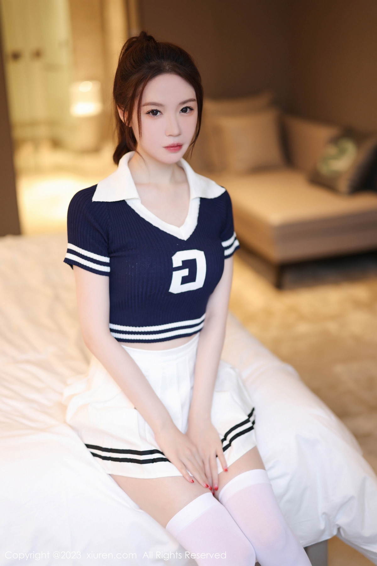 [XiuRen]高清写真图 2023.09.20 No.7416 梦心玥 美腿运动
