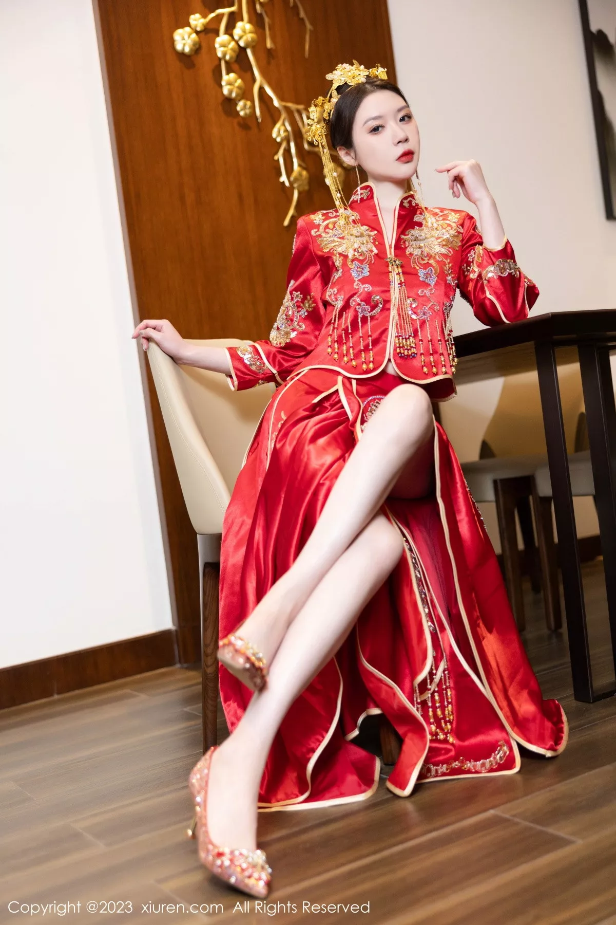 [XiuRen]高清写真图 2023.12.05 No.7766 梦心玥 婚嫁美腿
