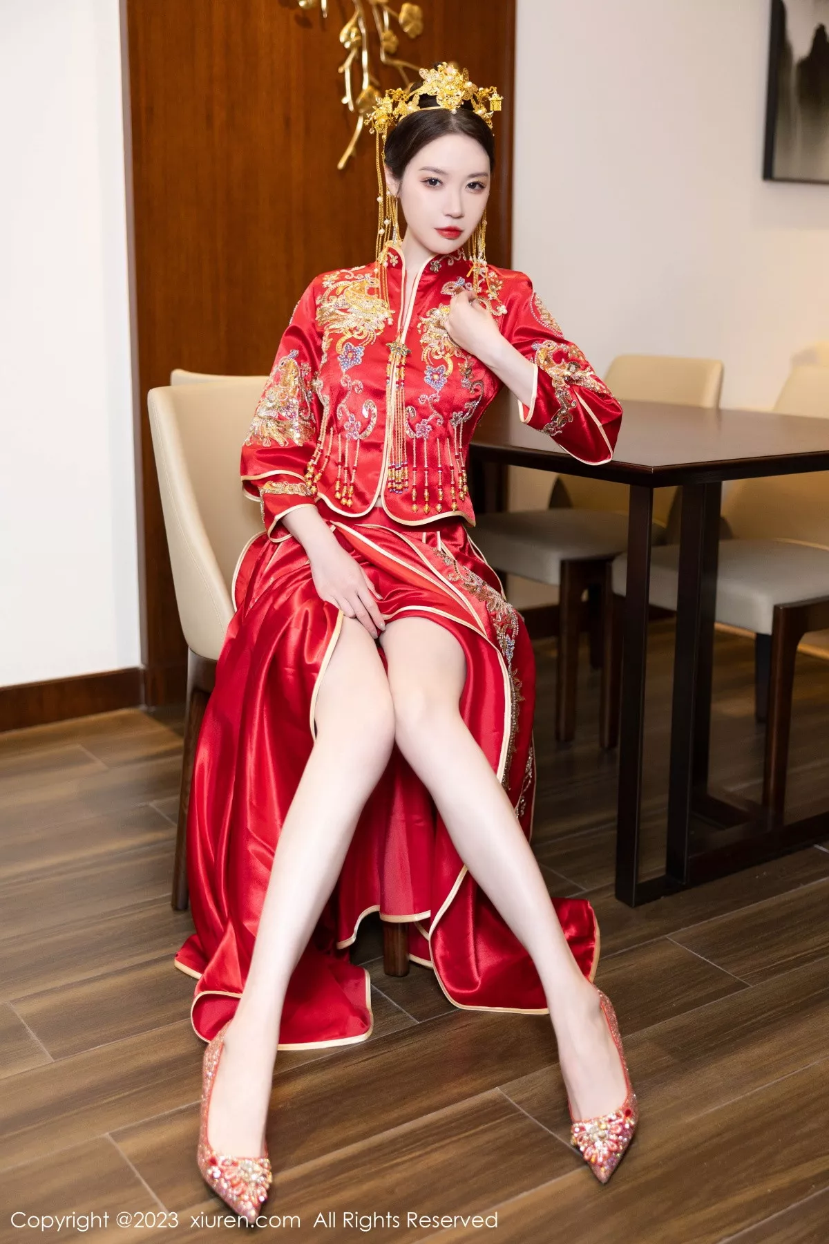 [XiuRen]高清写真图 2023.12.05 No.7766 梦心玥 婚嫁美腿