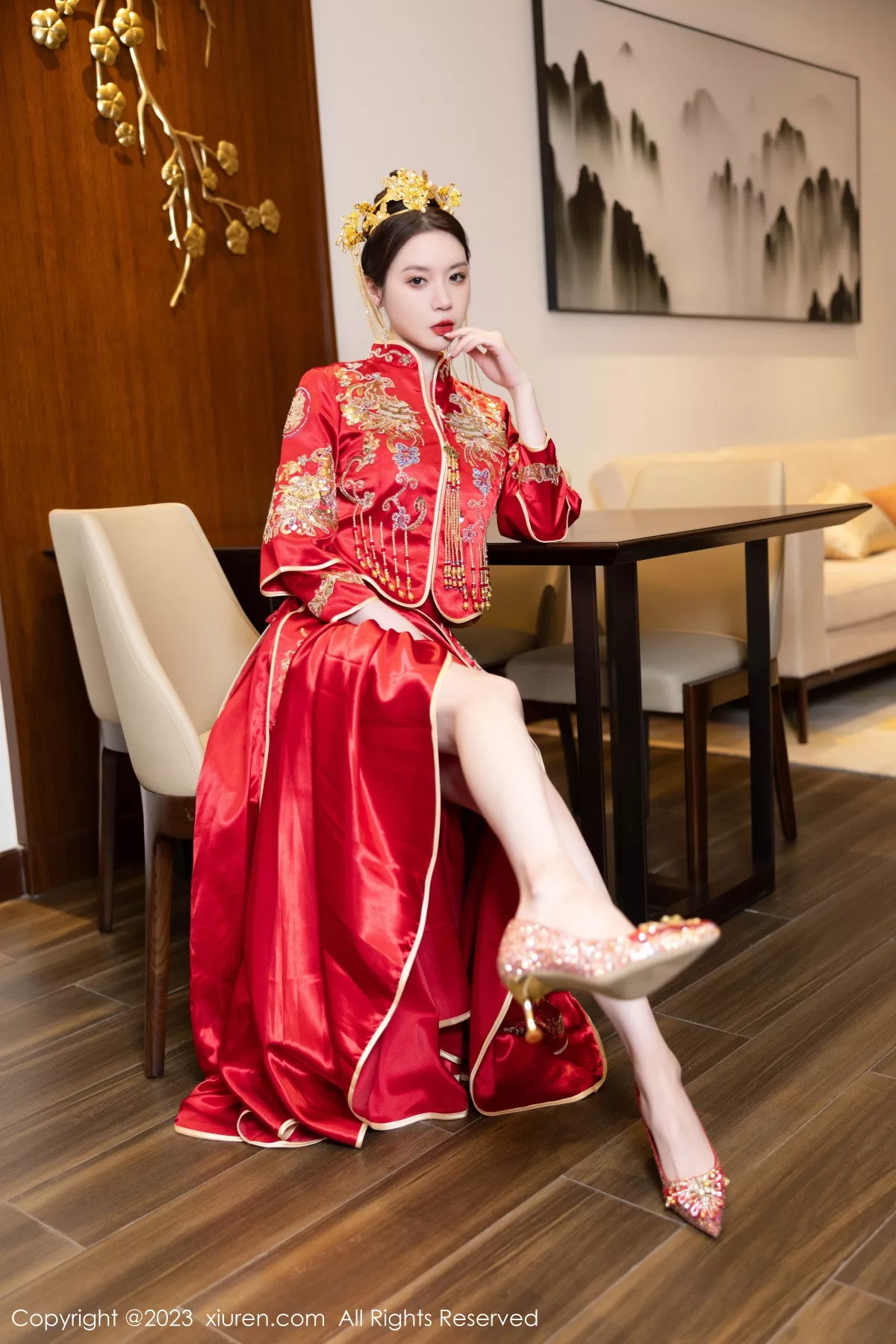[XiuRen]高清写真图 2023.12.05 No.7766 梦心玥 婚嫁美腿