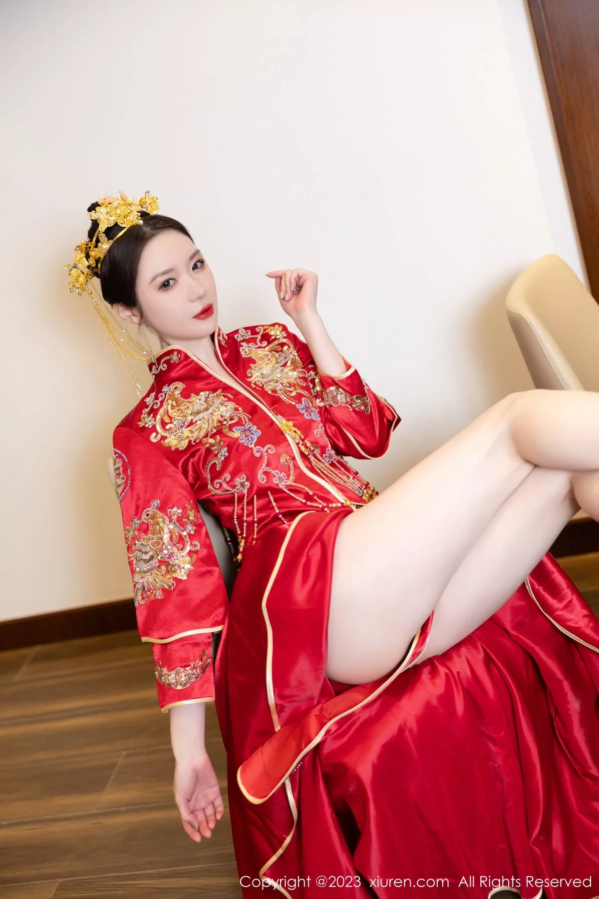 [XiuRen]高清写真图 2023.12.05 No.7766 梦心玥 婚嫁美腿