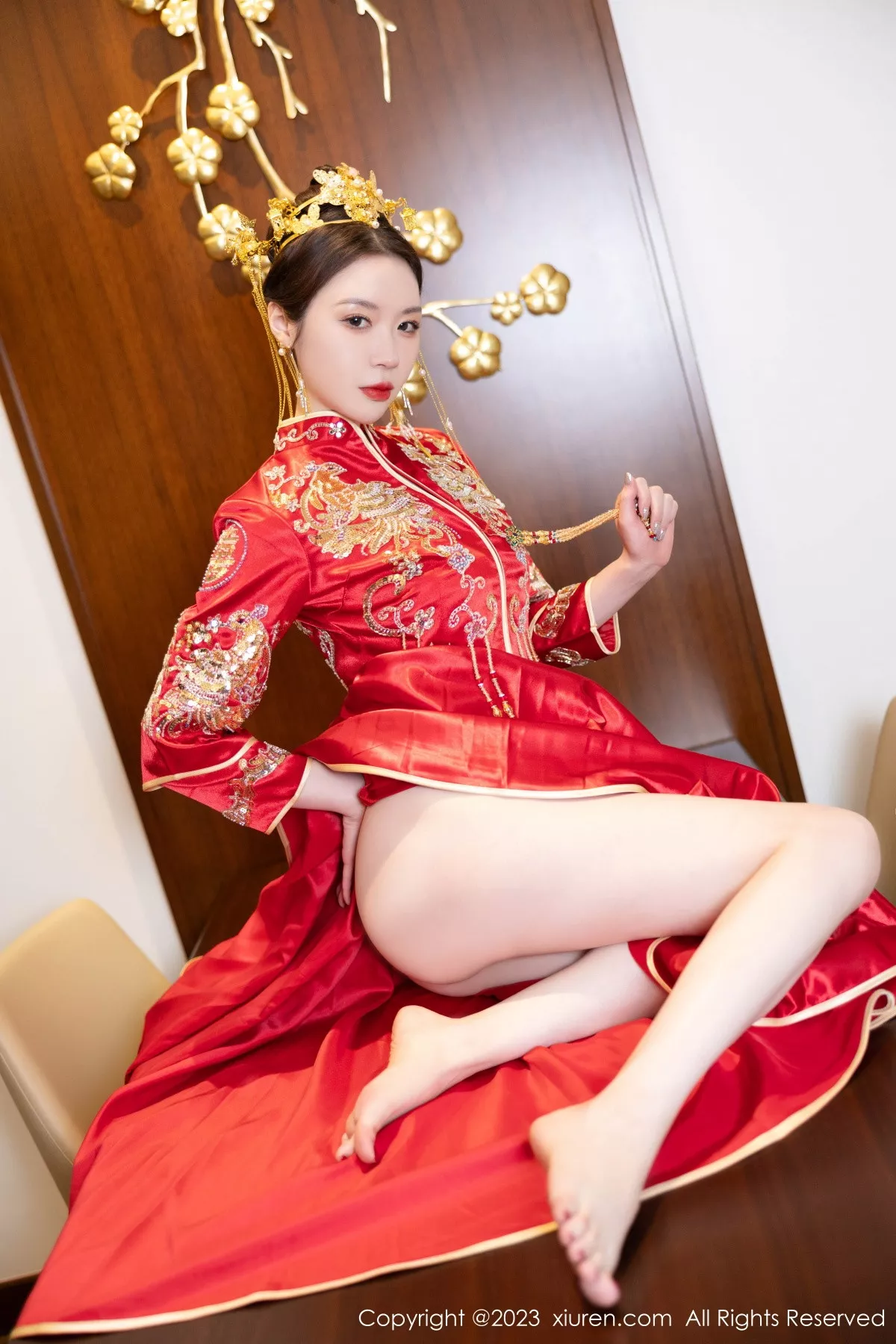 [XiuRen]高清写真图 2023.12.05 No.7766 梦心玥 婚嫁美腿