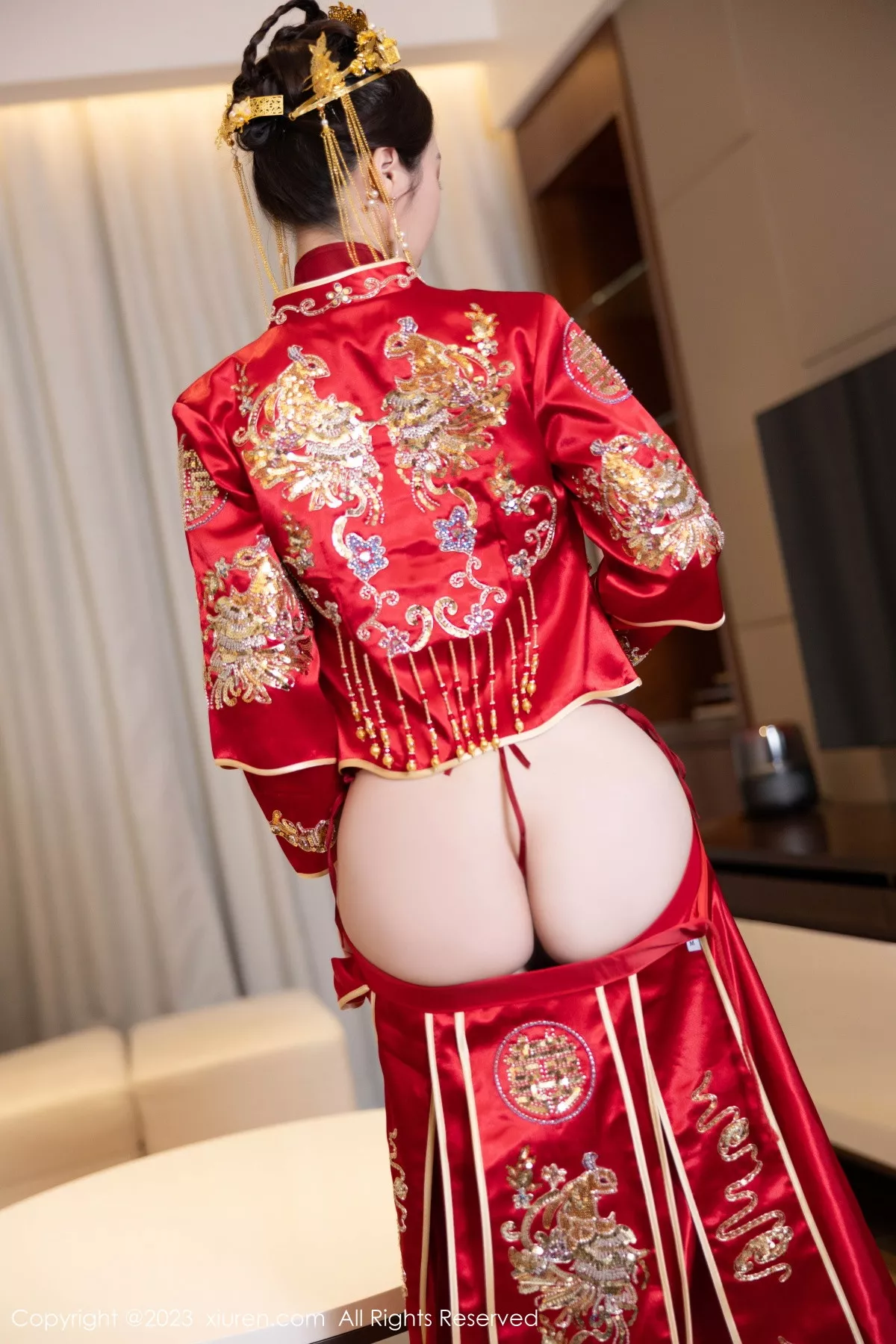 [XiuRen]高清写真图 2023.12.05 No.7766 梦心玥 婚嫁美腿