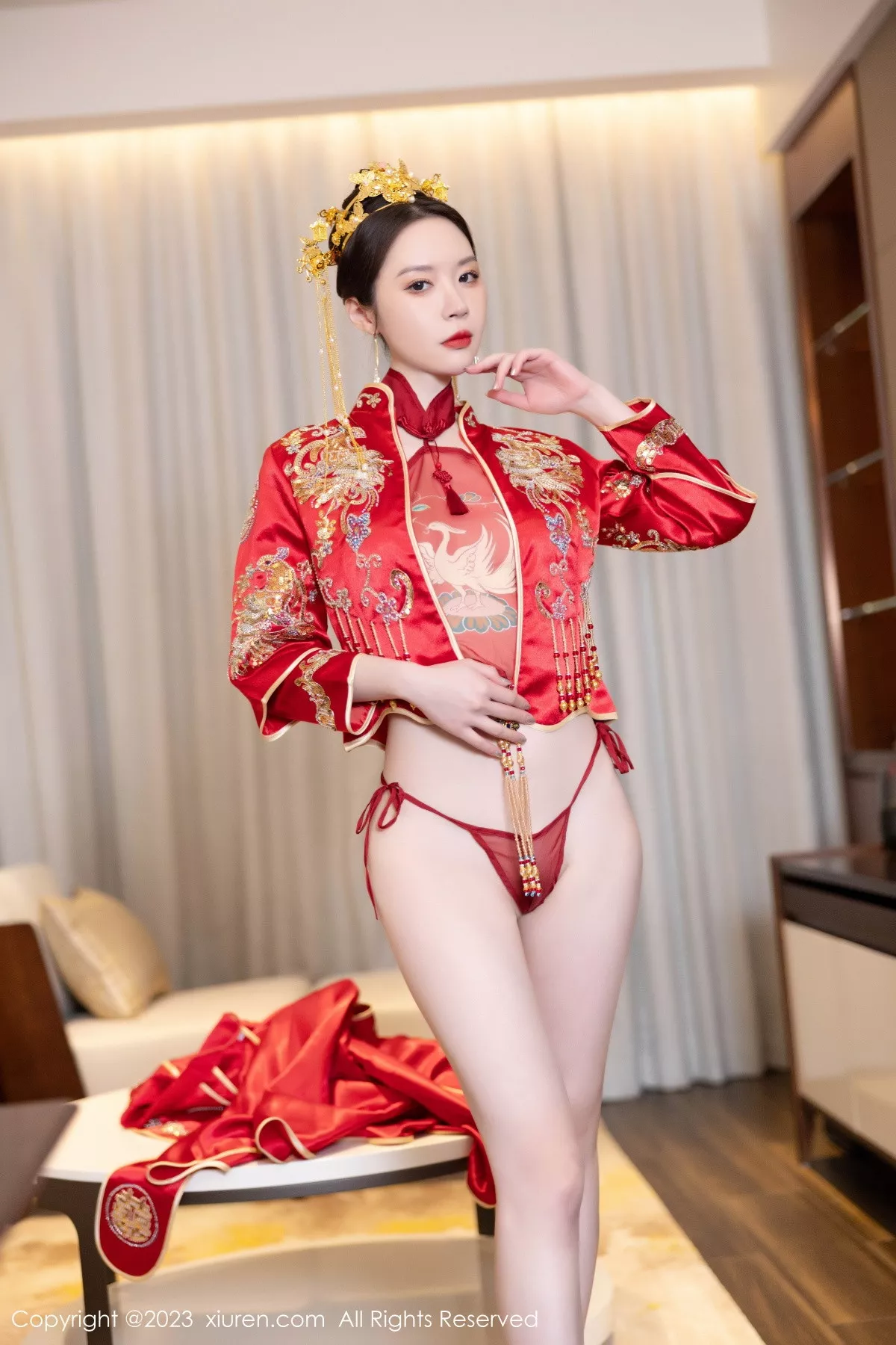 [XiuRen]高清写真图 2023.12.05 No.7766 梦心玥 婚嫁美腿