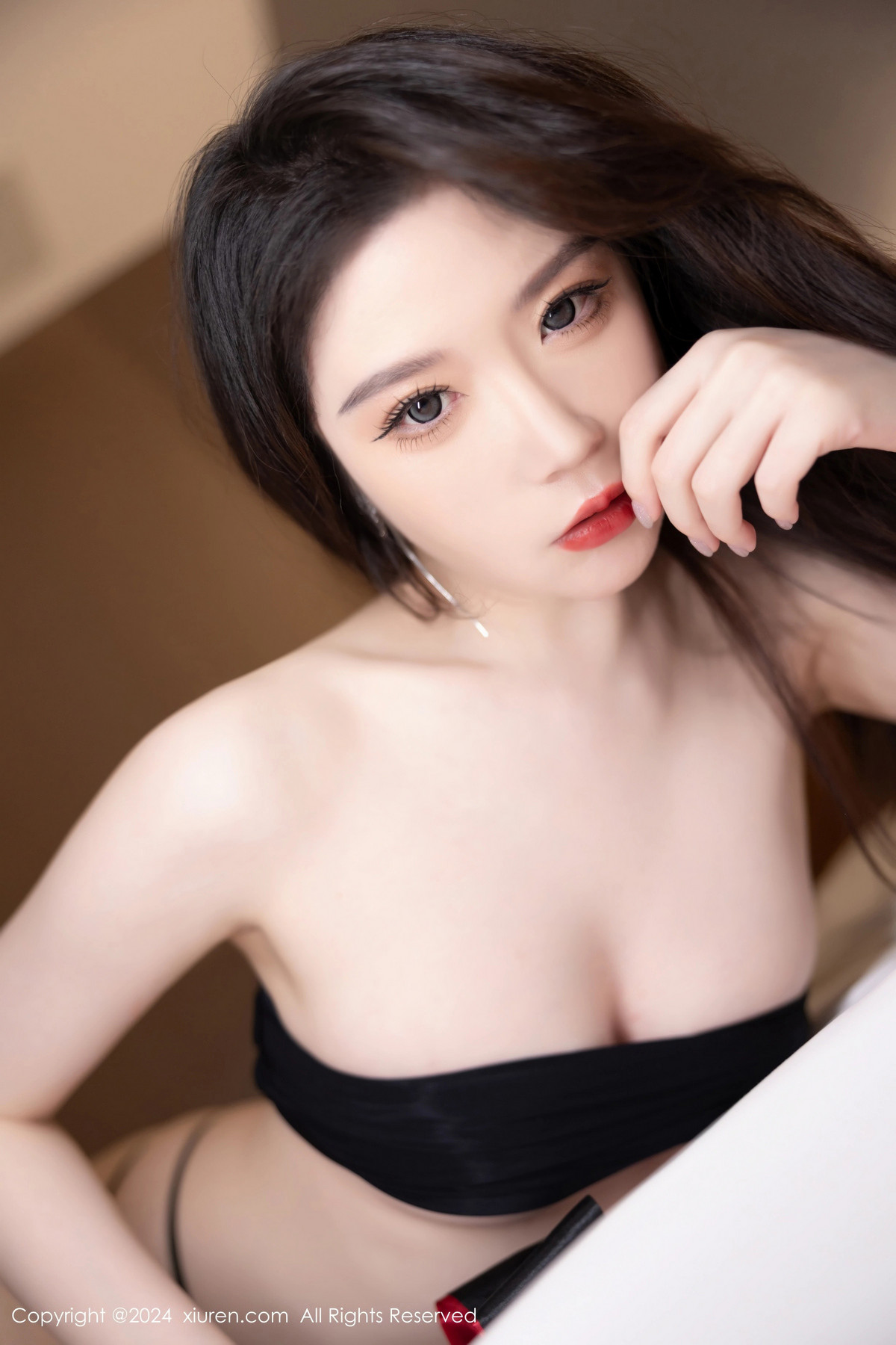 [XiuRen]高清写真图 2024.06.27 No.8767 梦心玥 瑜伽裤