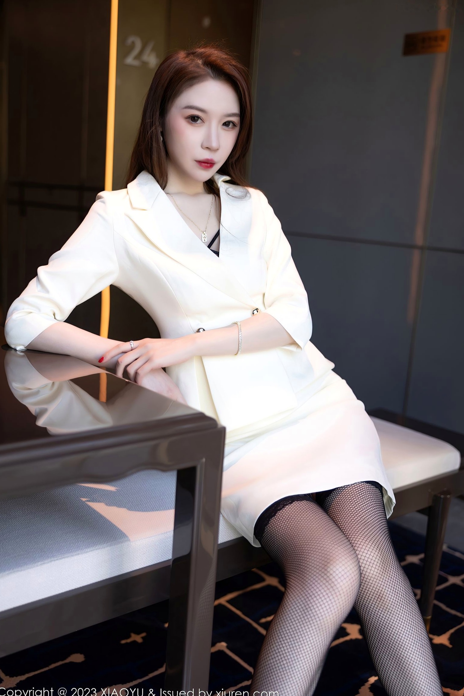 Gallery - 梦心玥-XiaoYu语画界 - Painting World 私房写真，黑色蕾丝吊带袜极致诱惑，高级酒店室内冷艳大片语画界 - Painting World 私房照丝袜内衣诱惑性感 梦心玥女神私房照_秀色女神 - image 12
