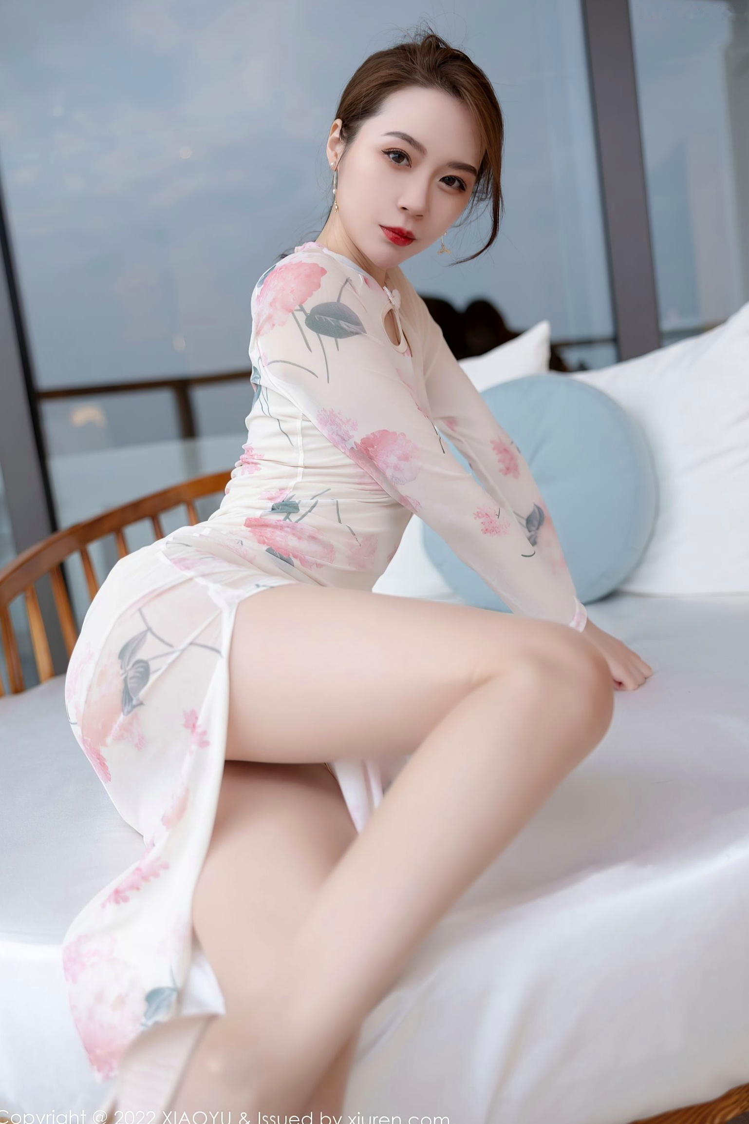 Gallery - XiaoYu语画界 - Painting World -717-梦心玥-惠州旅拍粉色花纹旗袍原色丝袜-2022.02.16 - 无圣光大尺度_极致性感女神私房写真_凹凸有致诱惑身材语画界 - Painting World 旗袍丝袜性感美腿 梦心玥女神私房照_秀色女神 - image 2