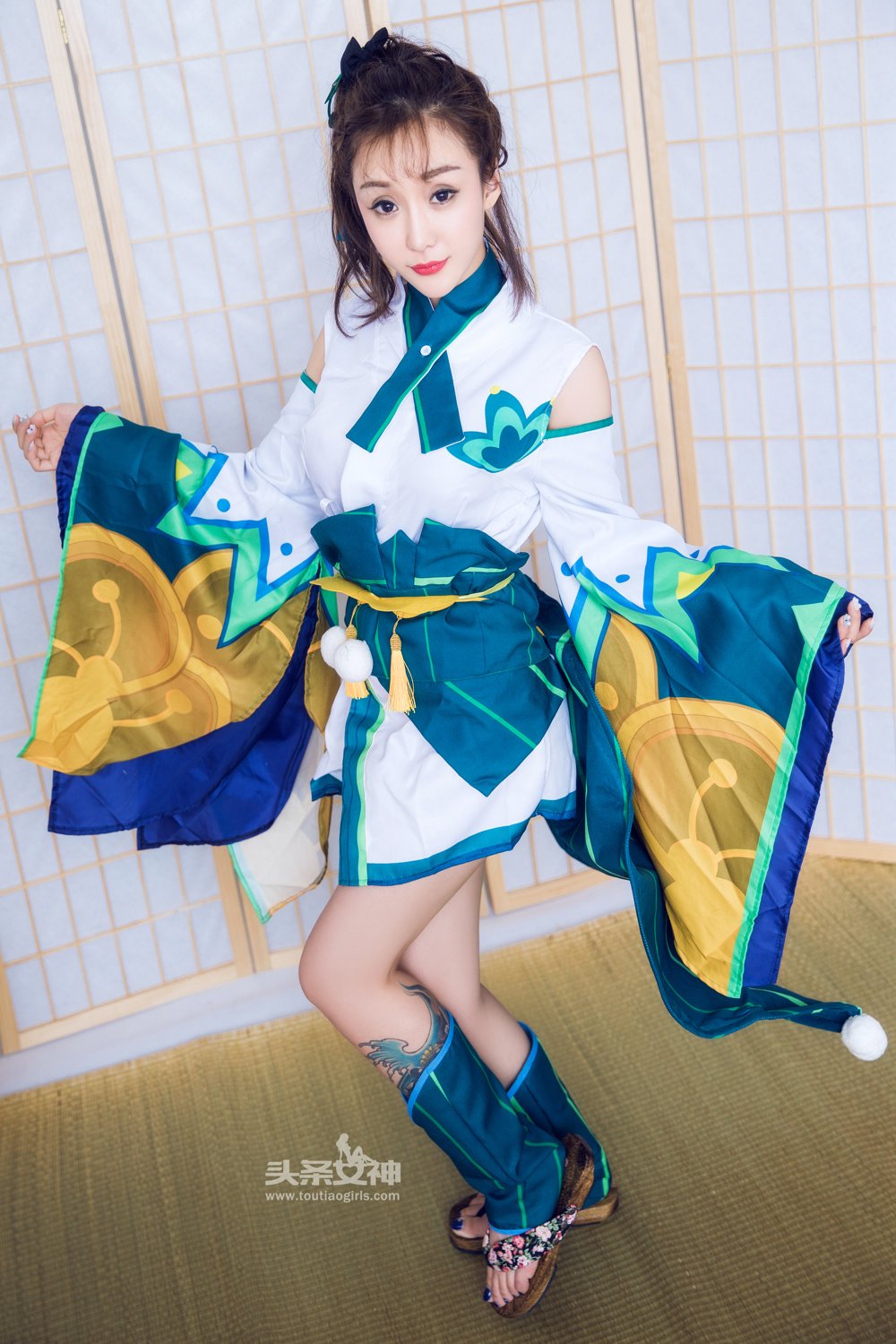 小米粒- [TouTiao头条女神]高清写真图 2017-3-25 最美莹草COS